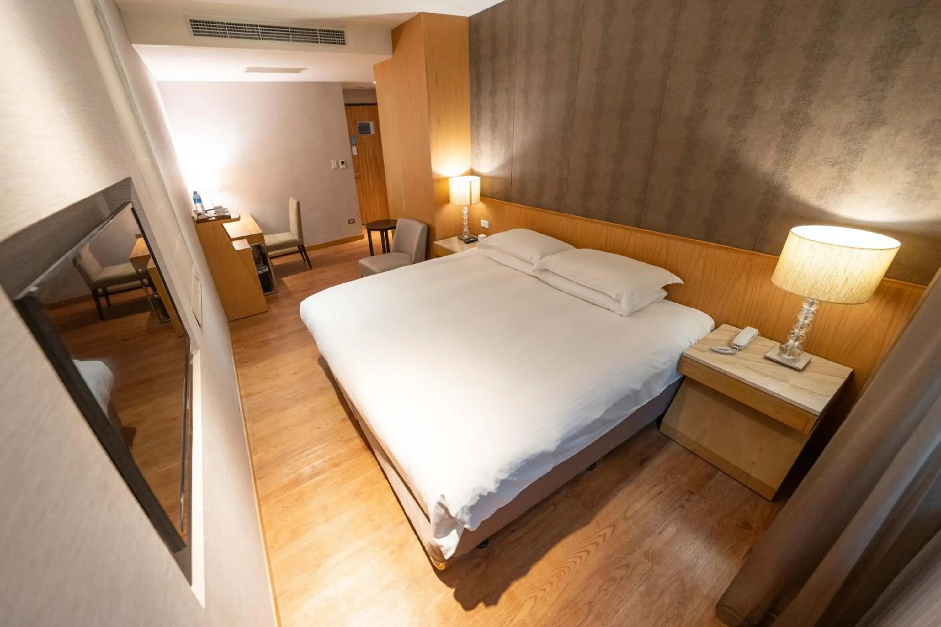 Premier Deluxe Room in 雲富大飯店 Hotel Cloud-ZhongShan Premier Deluxe Room in 雲富大飯店 Hotel Cloud-ZhongShan