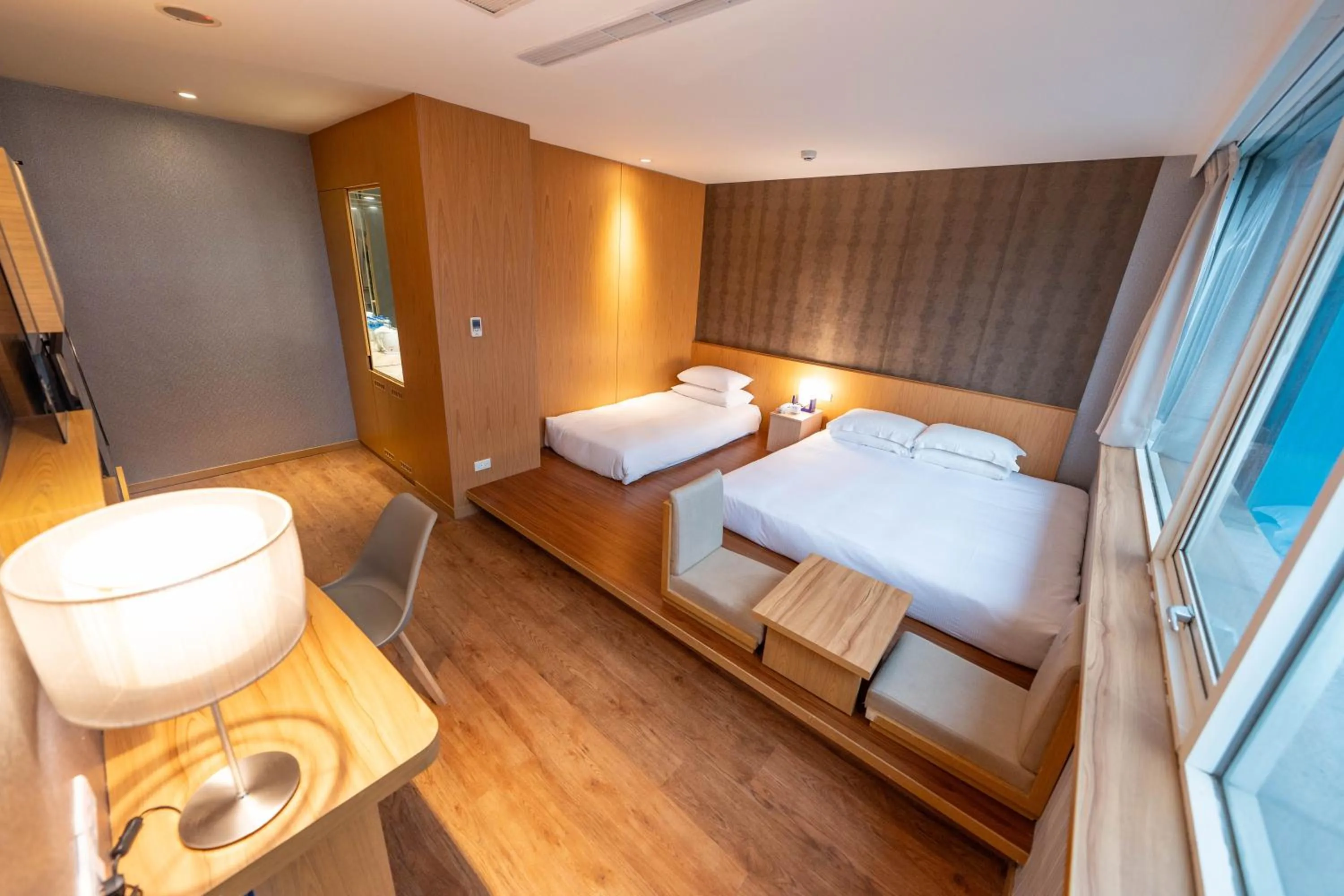 Photo of the whole room, Bed in 雲富大飯店 Hotel Cloud-ZhongShan