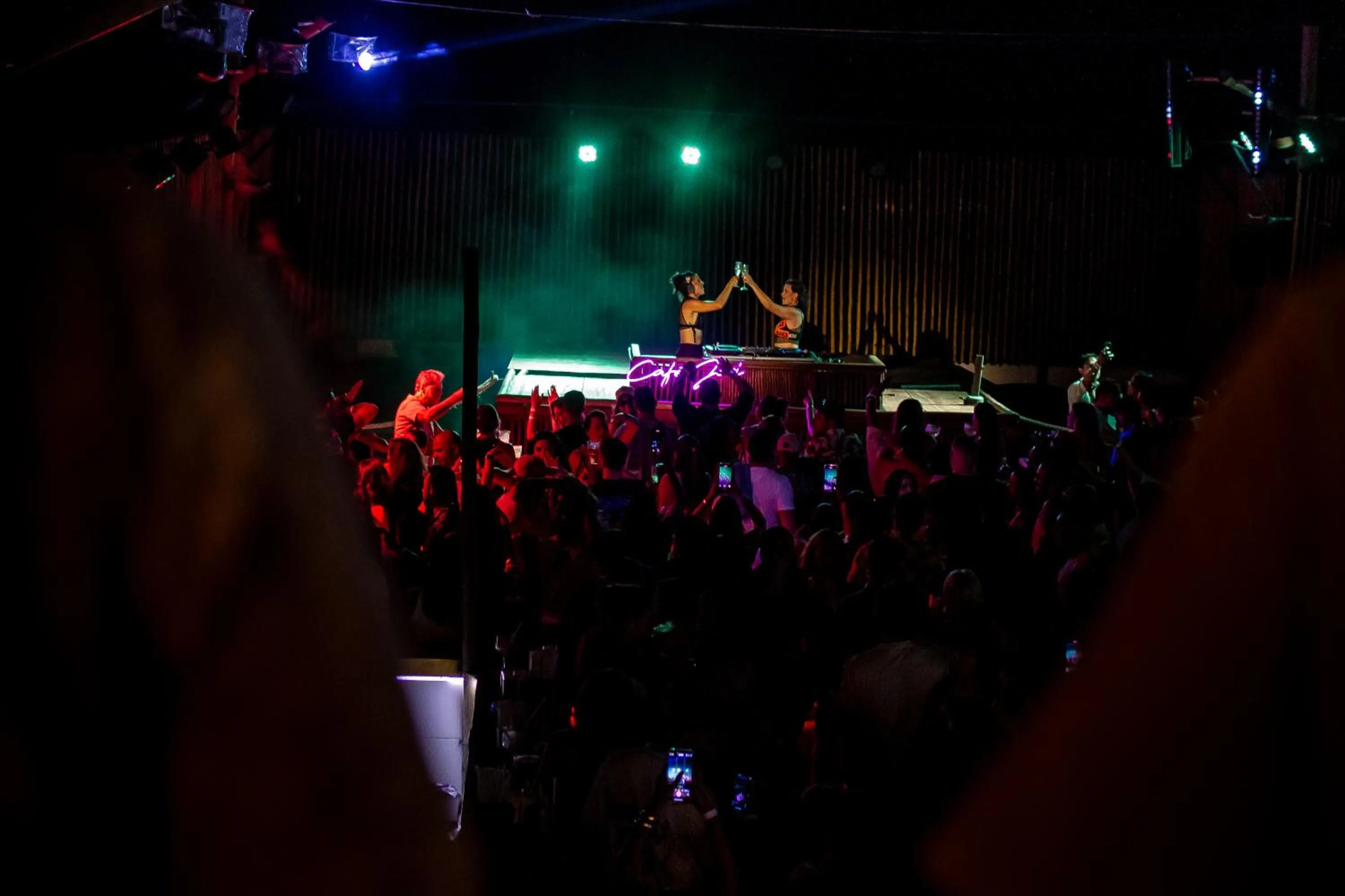 People in Café Jeri Hotel - Adults Only