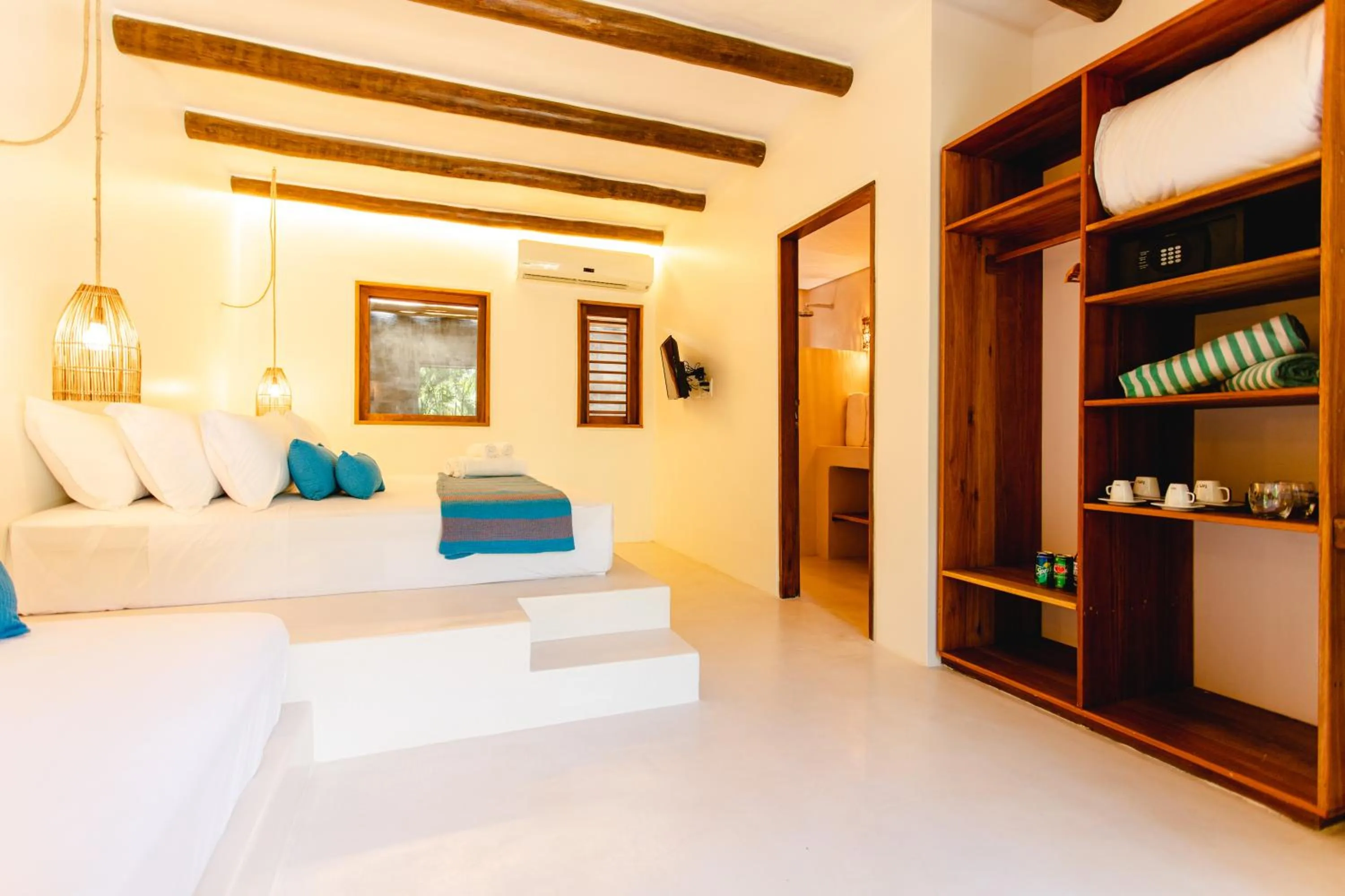 Bed in Café Jeri Hotel - Adults Only