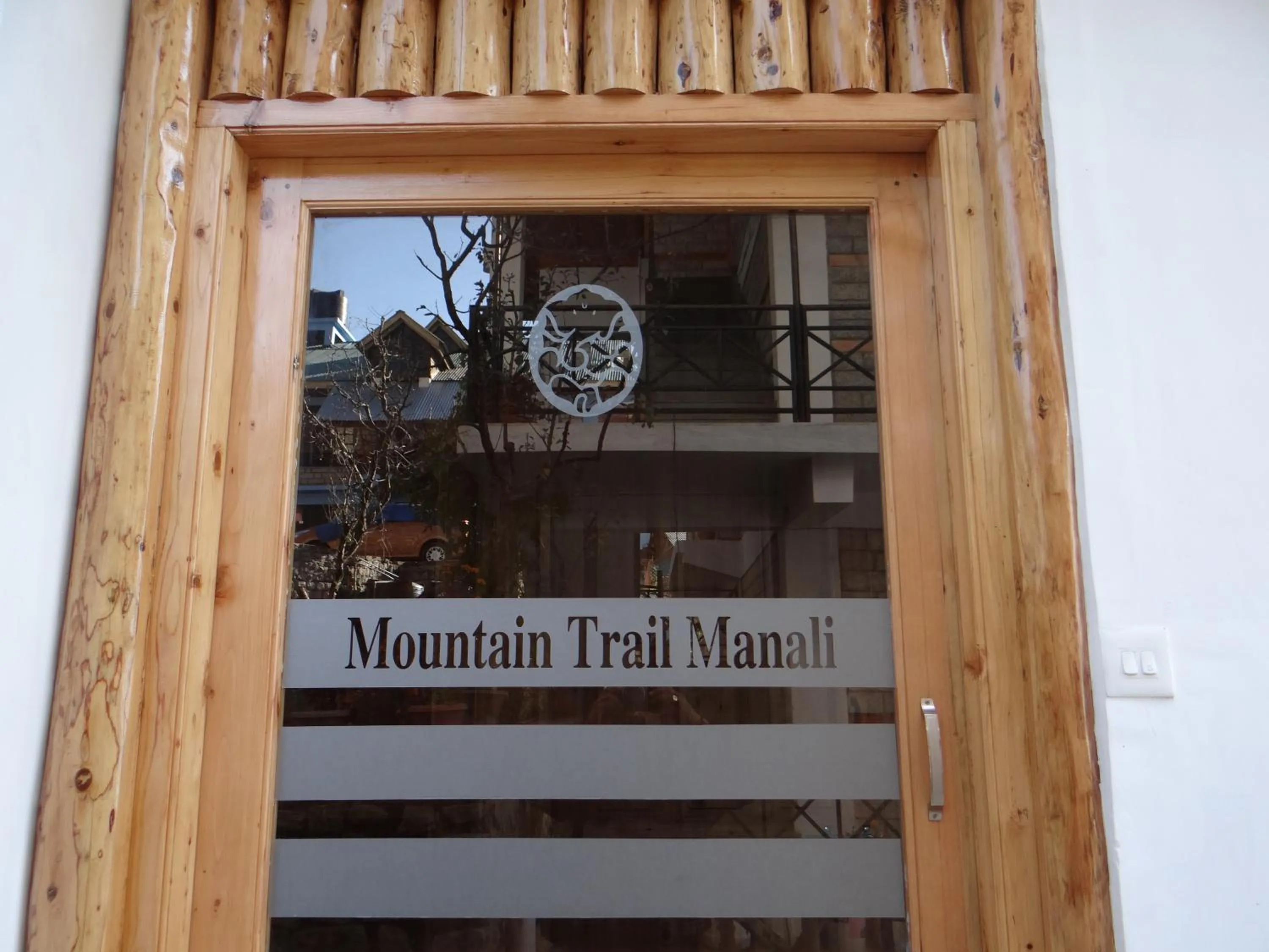 Restaurant/places to eat in Hotel Mountain Trail Manali