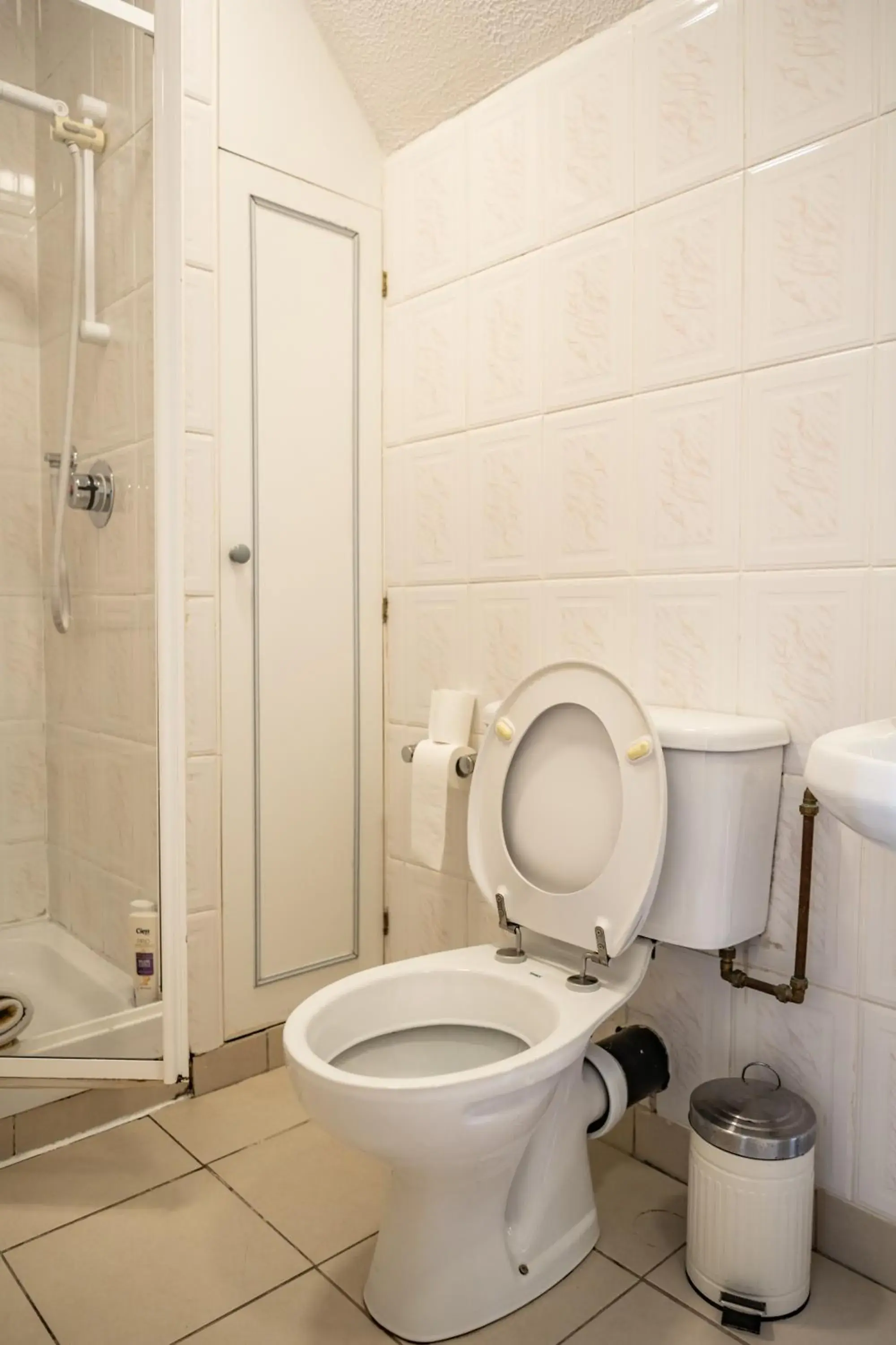 Standard Quadruple Room - single occupancy in Gleann Na Smol Standard Quadruple Room - single occupancy in Gleann Na Smol