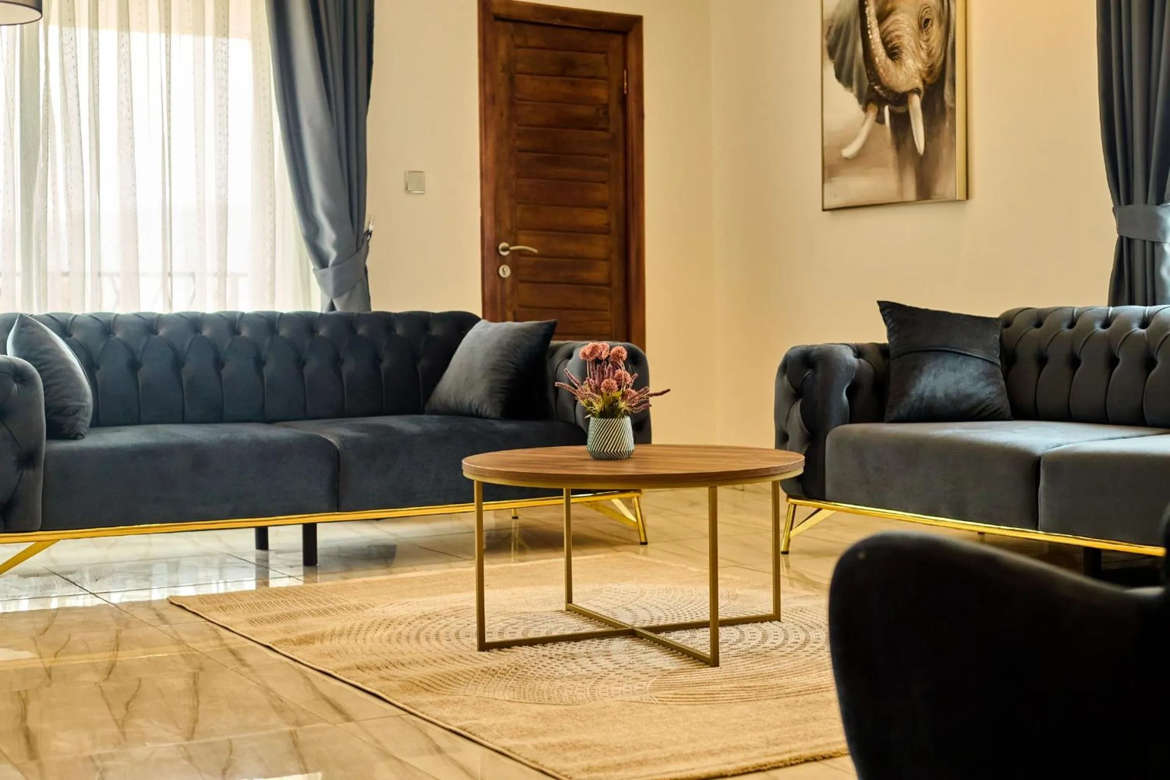 Living room in AIDEN HOMES AND APARTMENTS HOTEl