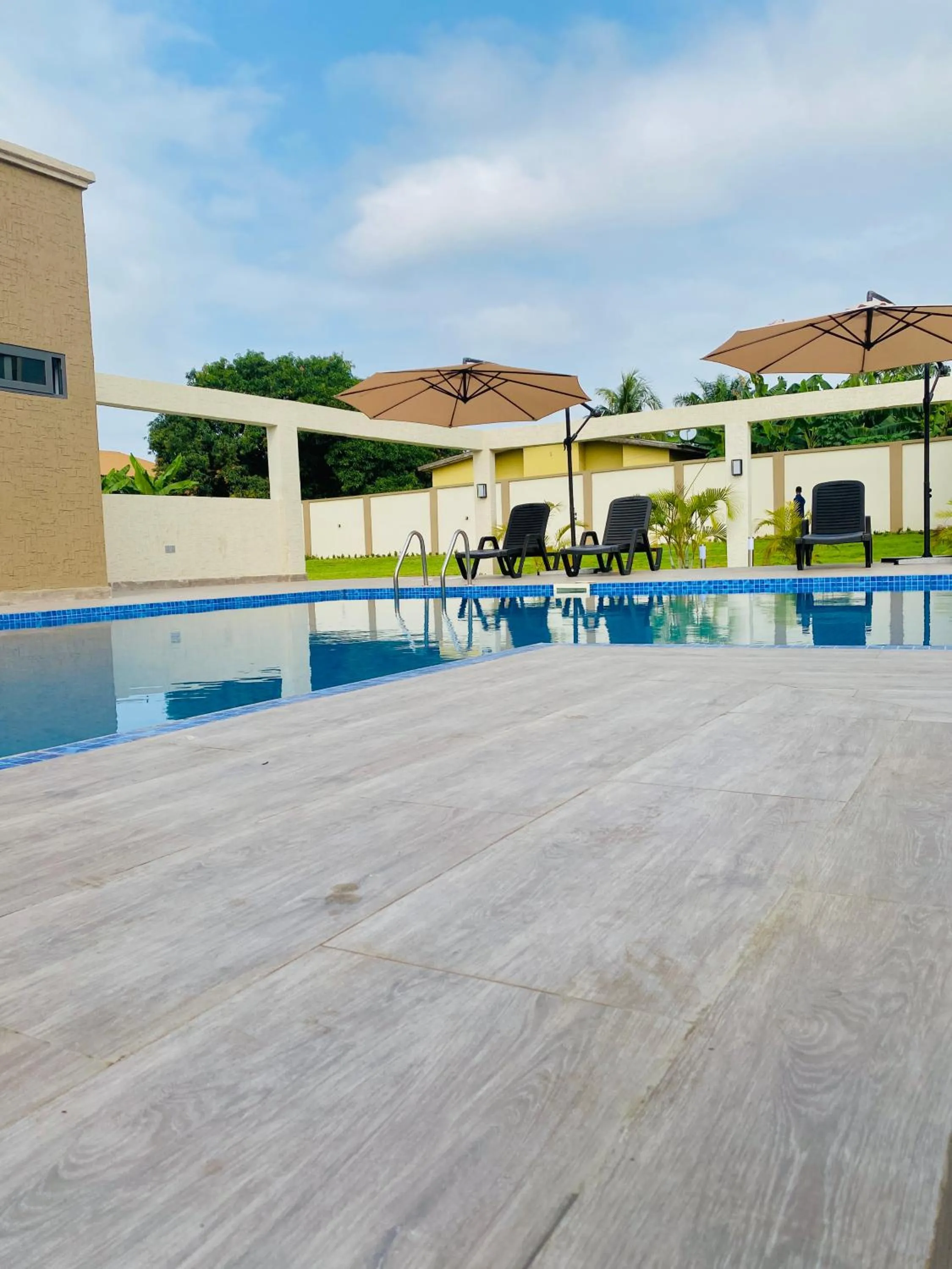 AIDEN HOMES AND APARTMENTS HOTEl