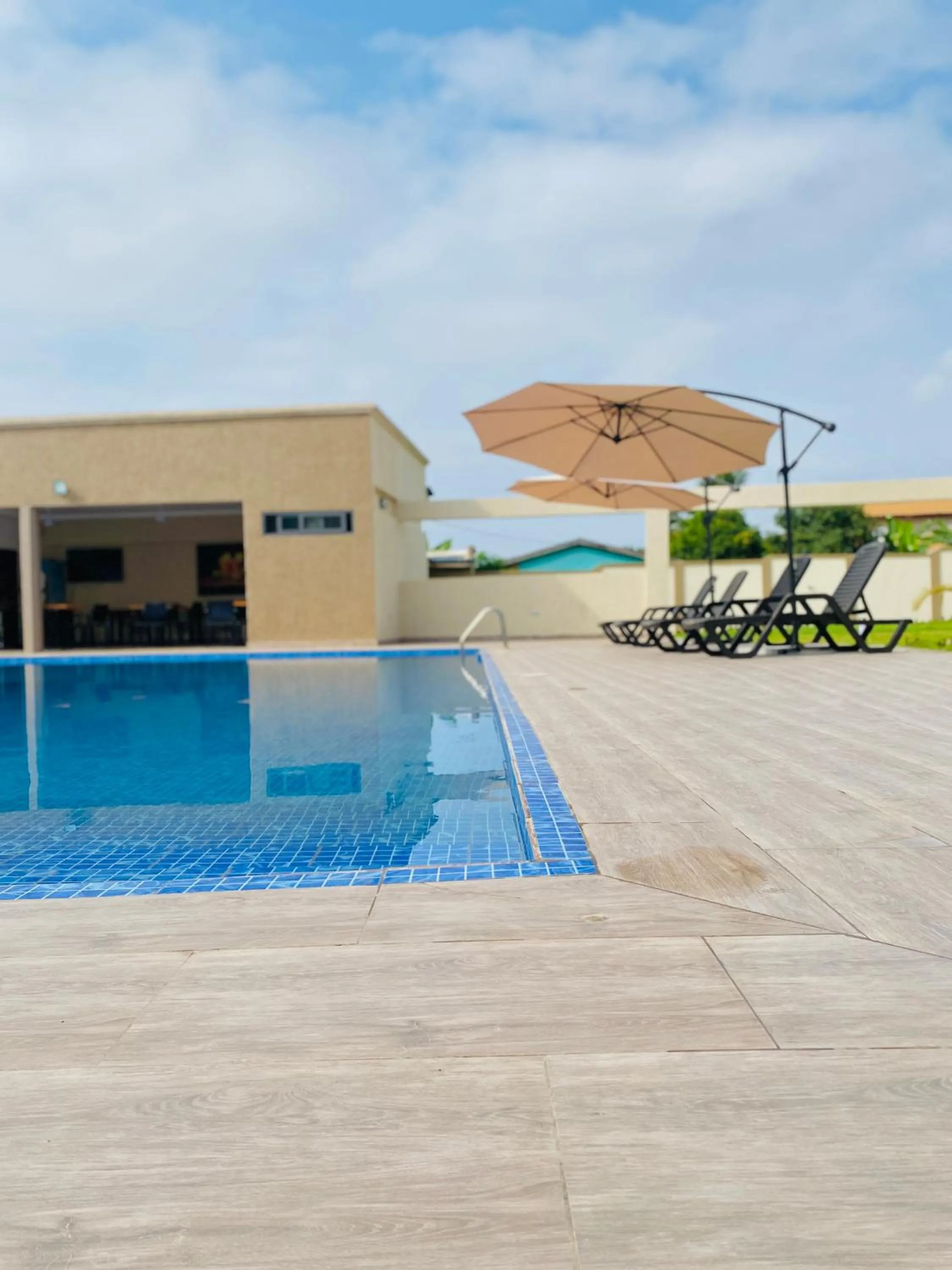 AIDEN HOMES AND APARTMENTS HOTEl