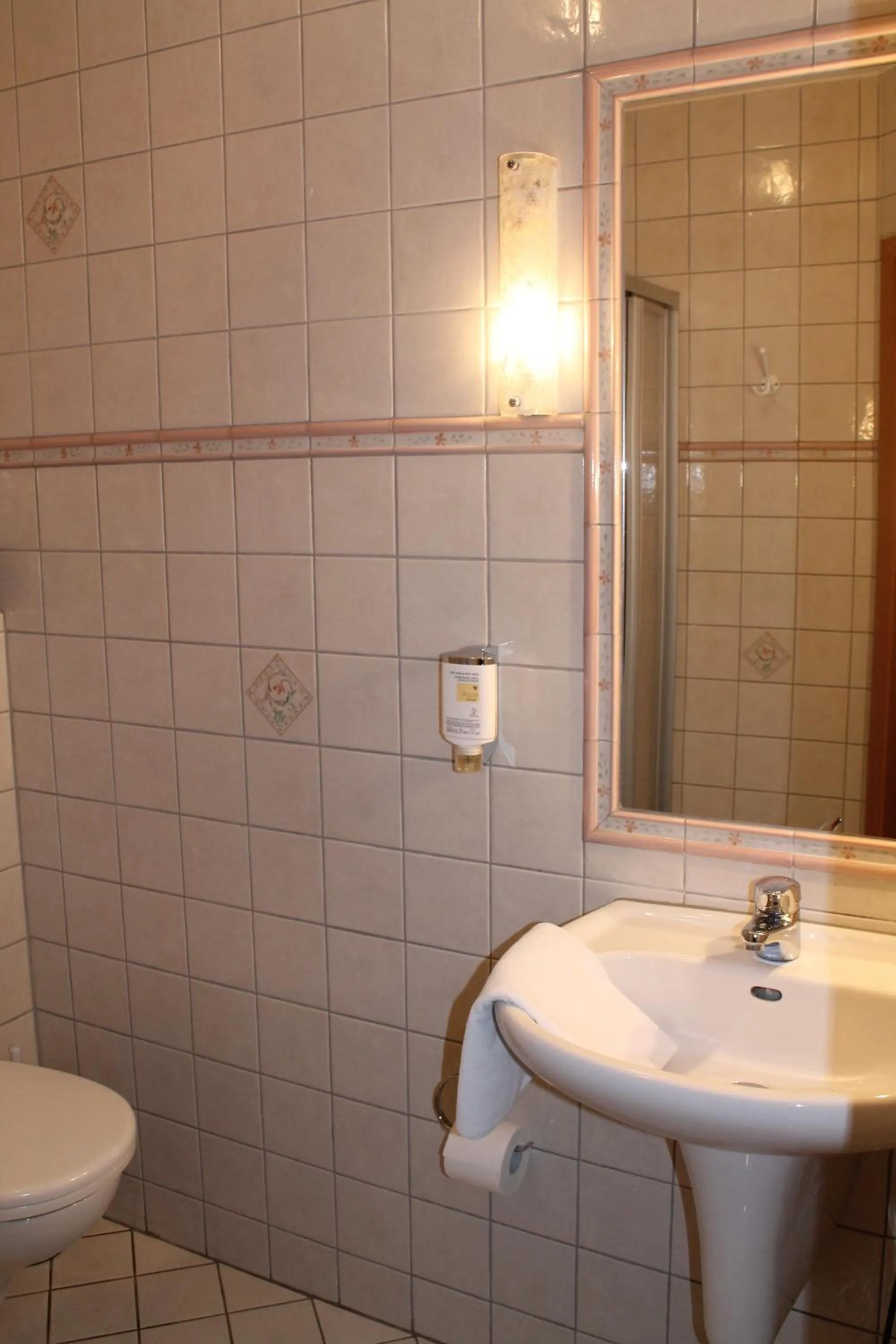 Bathroom in Landhaus Hotel Göke