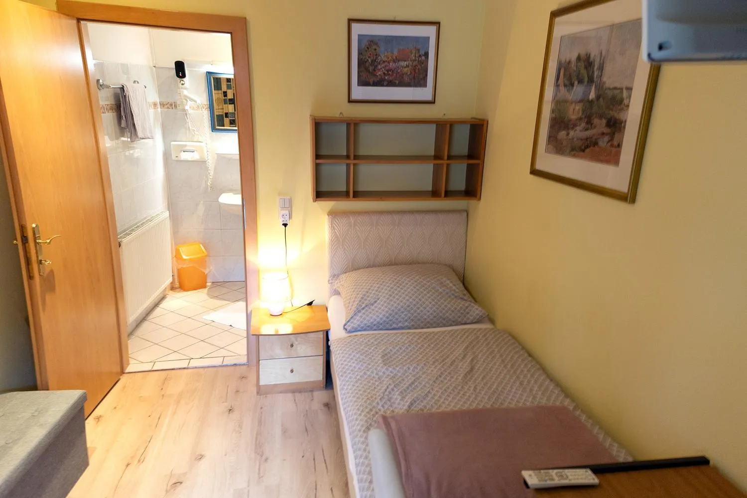 Bed in Hotel Alter Telegraf