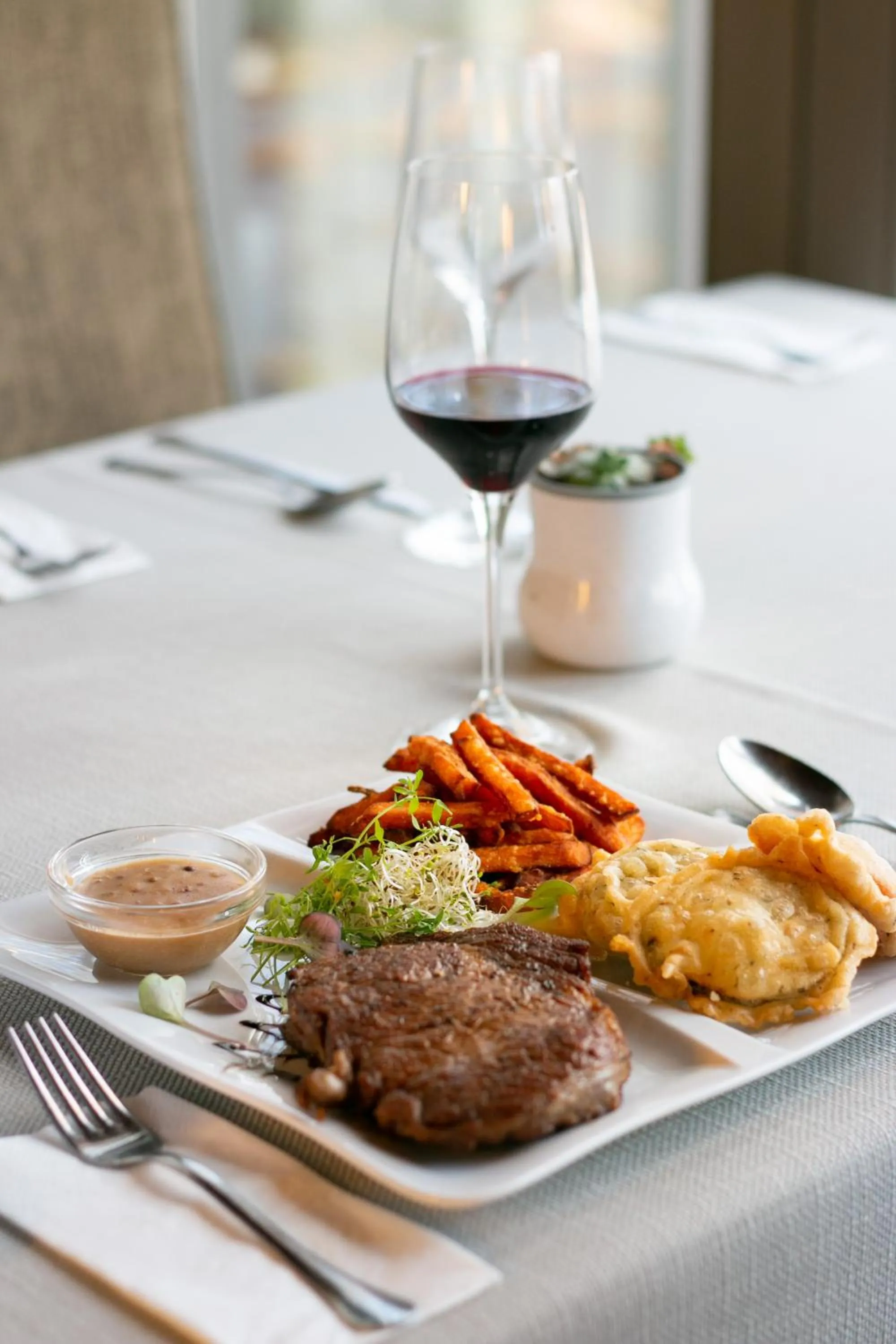 Food and drinks in Hotel Visegrád