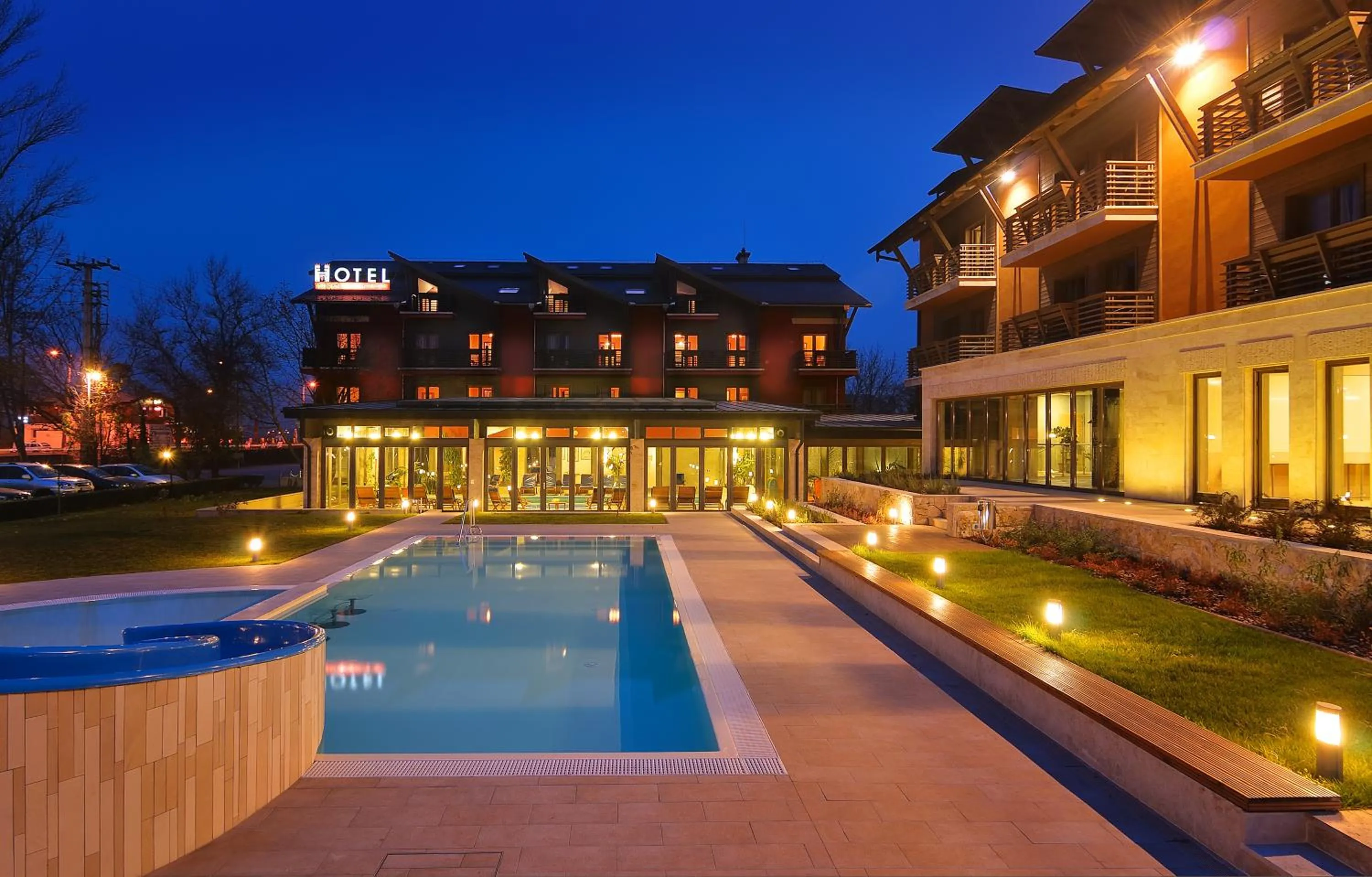 Swimming pool in Hotel Visegrád