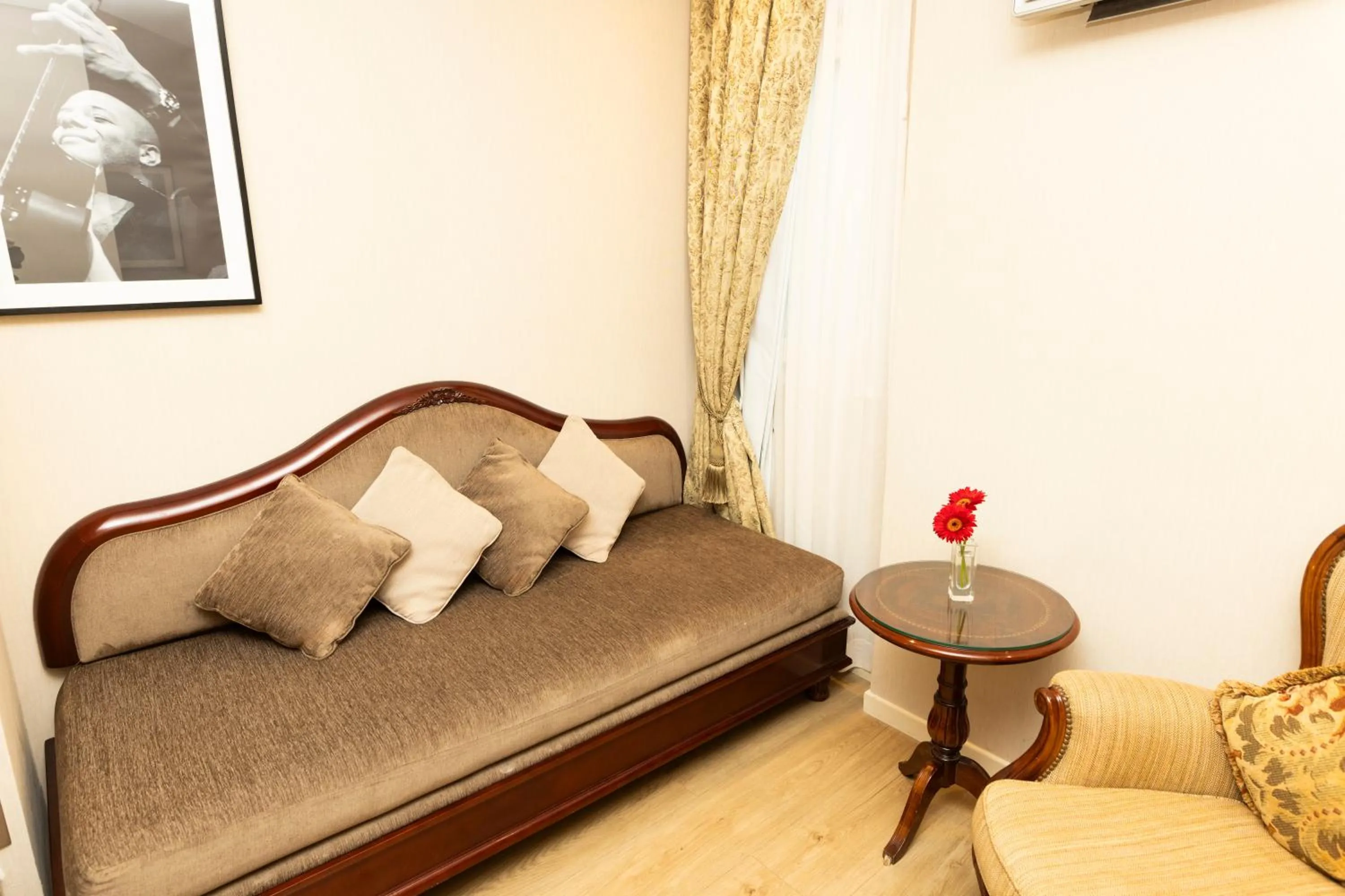 Bedroom in Melia Recoleta Plaza Hotel