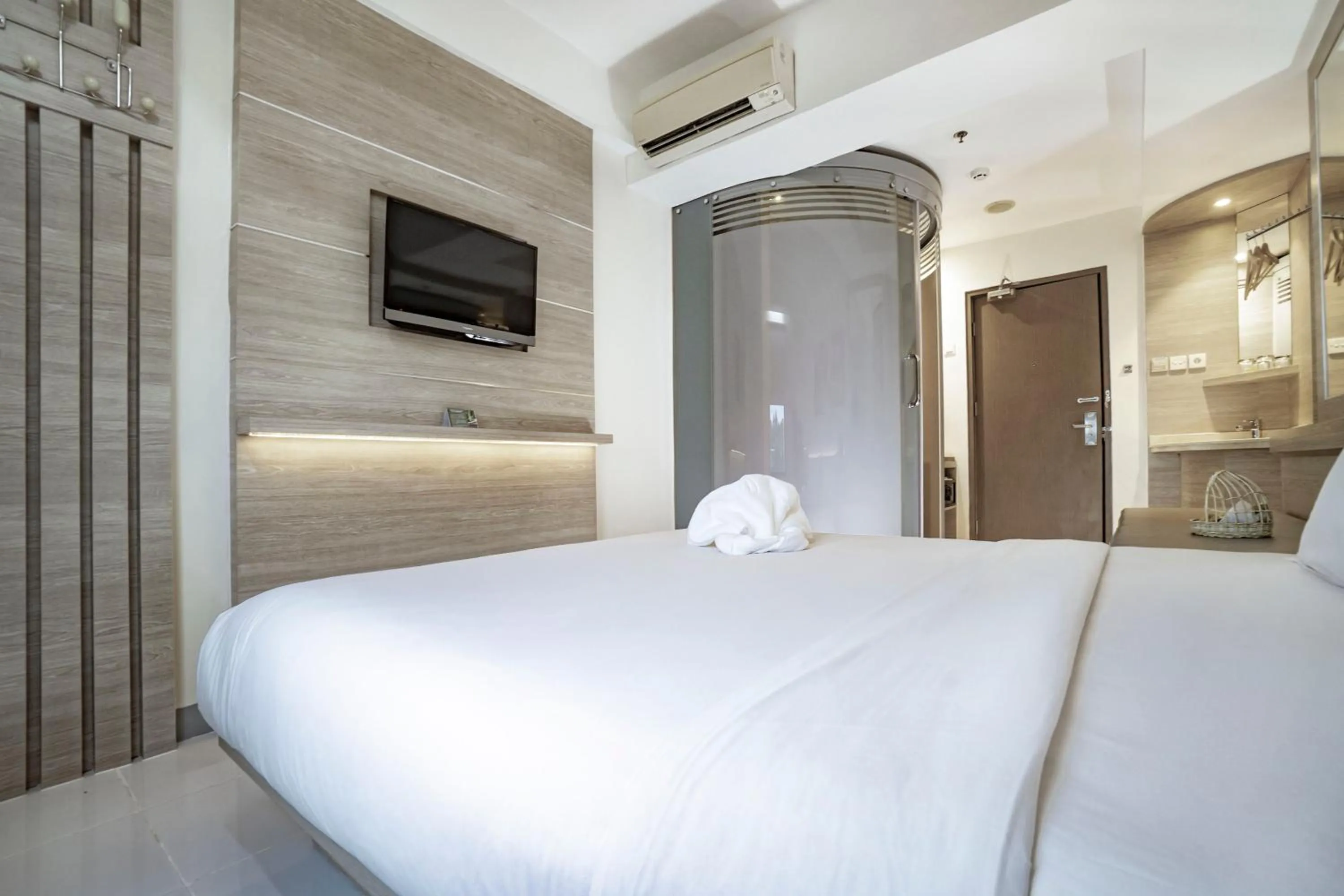 TV and multimedia, Bed in Sunrise Aventus Hotel Nusa Dua