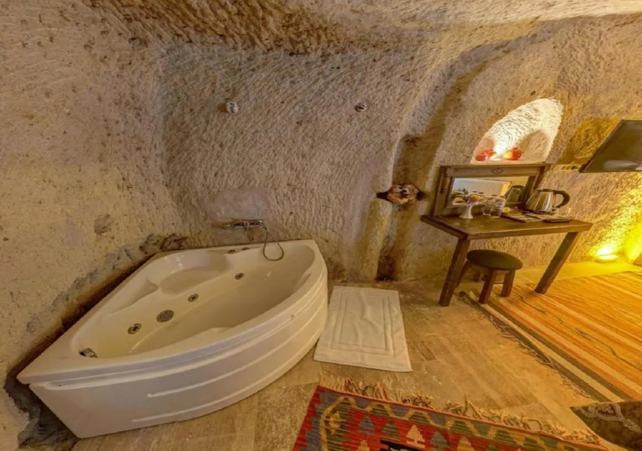 Massage in Cappadocia Alaz Cave Otel