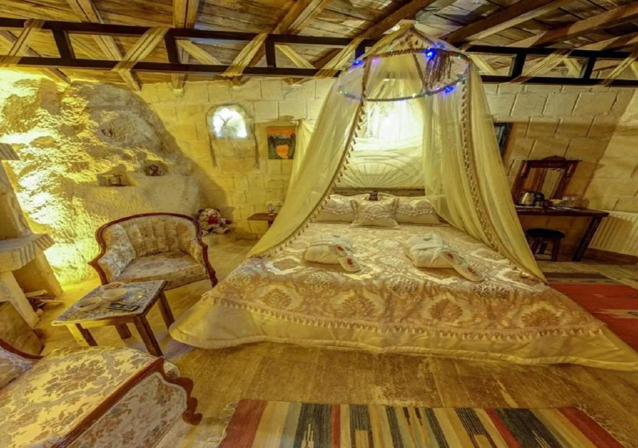 Bedroom, Bed in Cappadocia Alaz Cave Otel