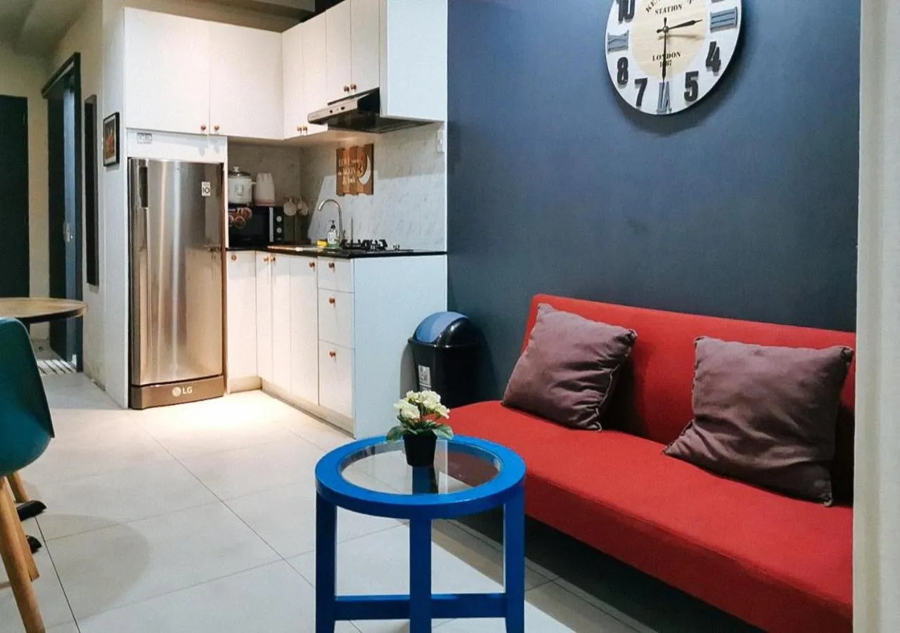 Bedroom, Seating Area in GMRENTALS Apartment at Mactan Airport