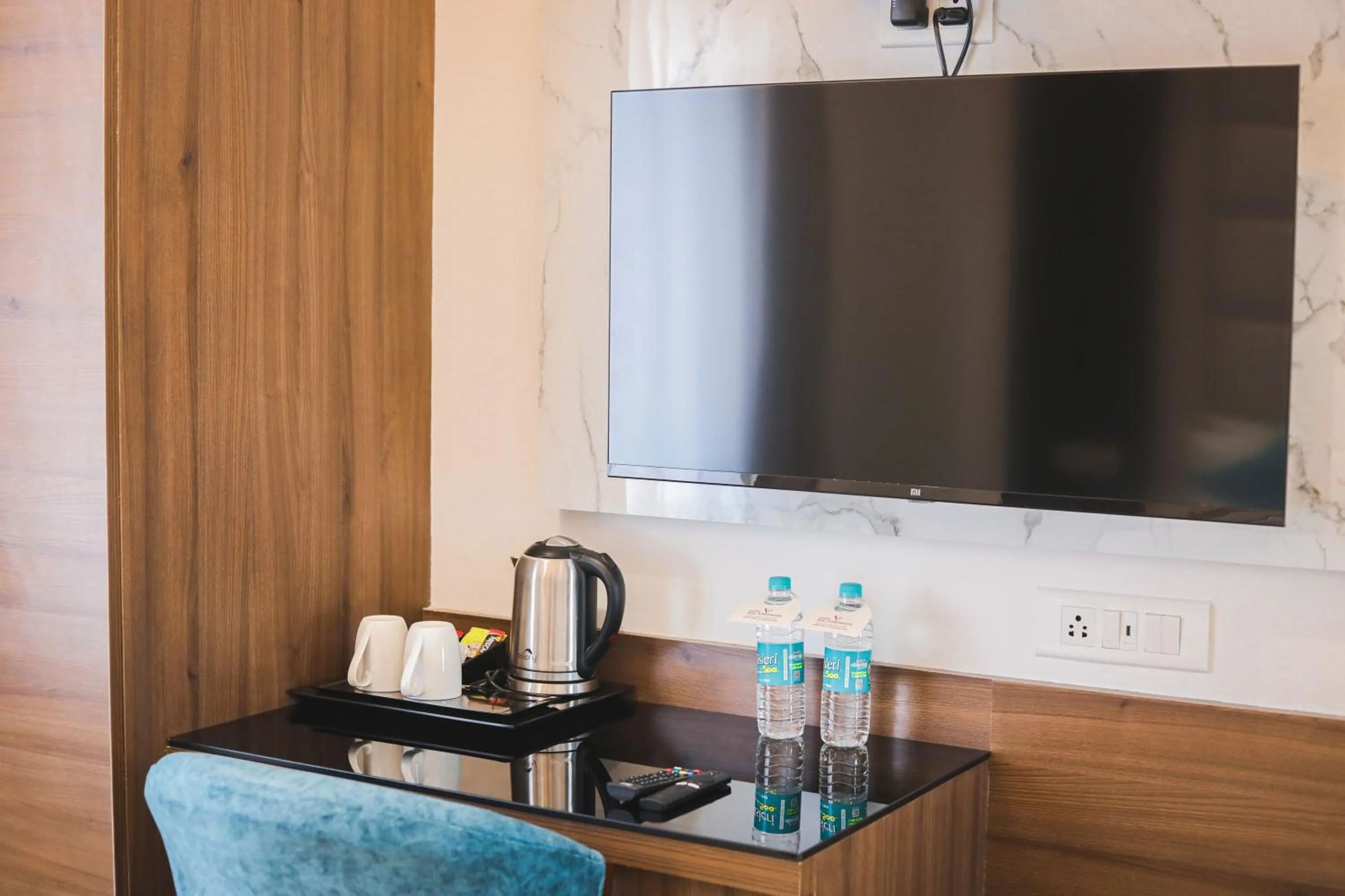 Coffee/tea facilities in Hotel Yog Vashishth