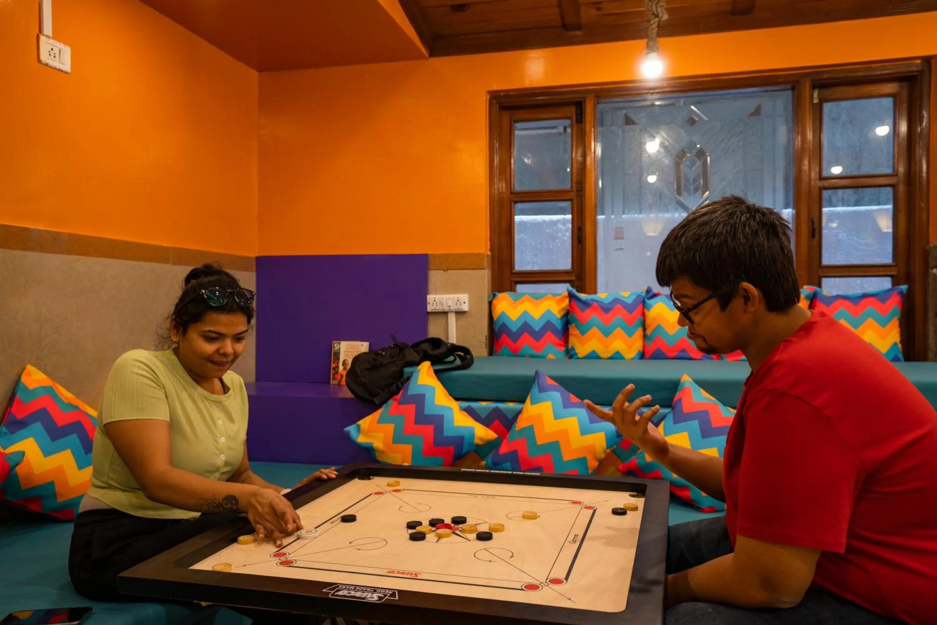 Seating area in goSTOPS Bengaluru, Gandhi Nagar Majestic - Private Rooms & Dorms