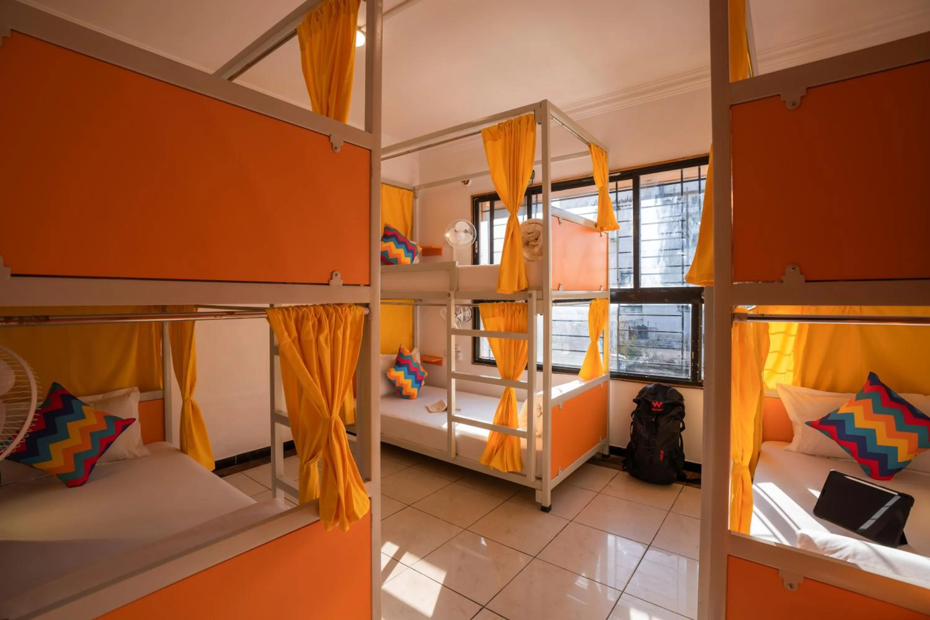 bunk bed, Bed in goSTOPS Bengaluru, Gandhi Nagar Majestic