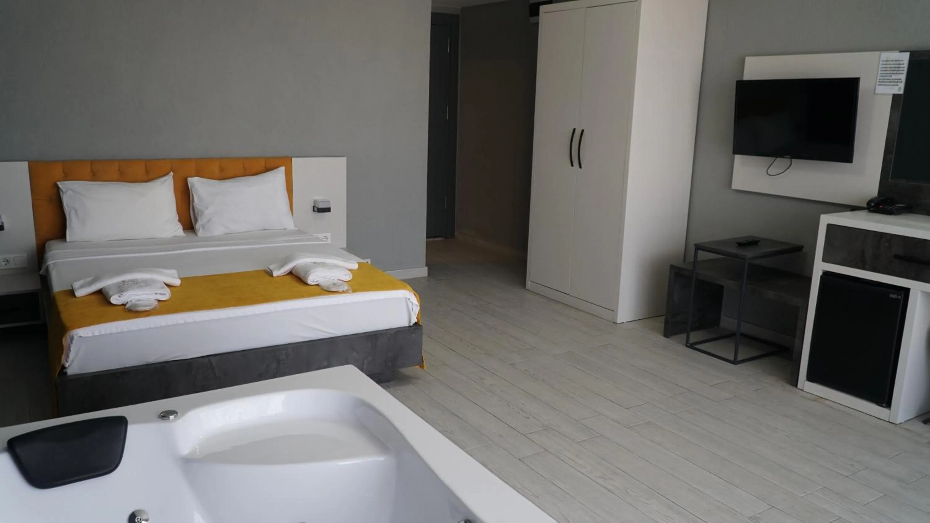 Bed in LİZBON HOTEL