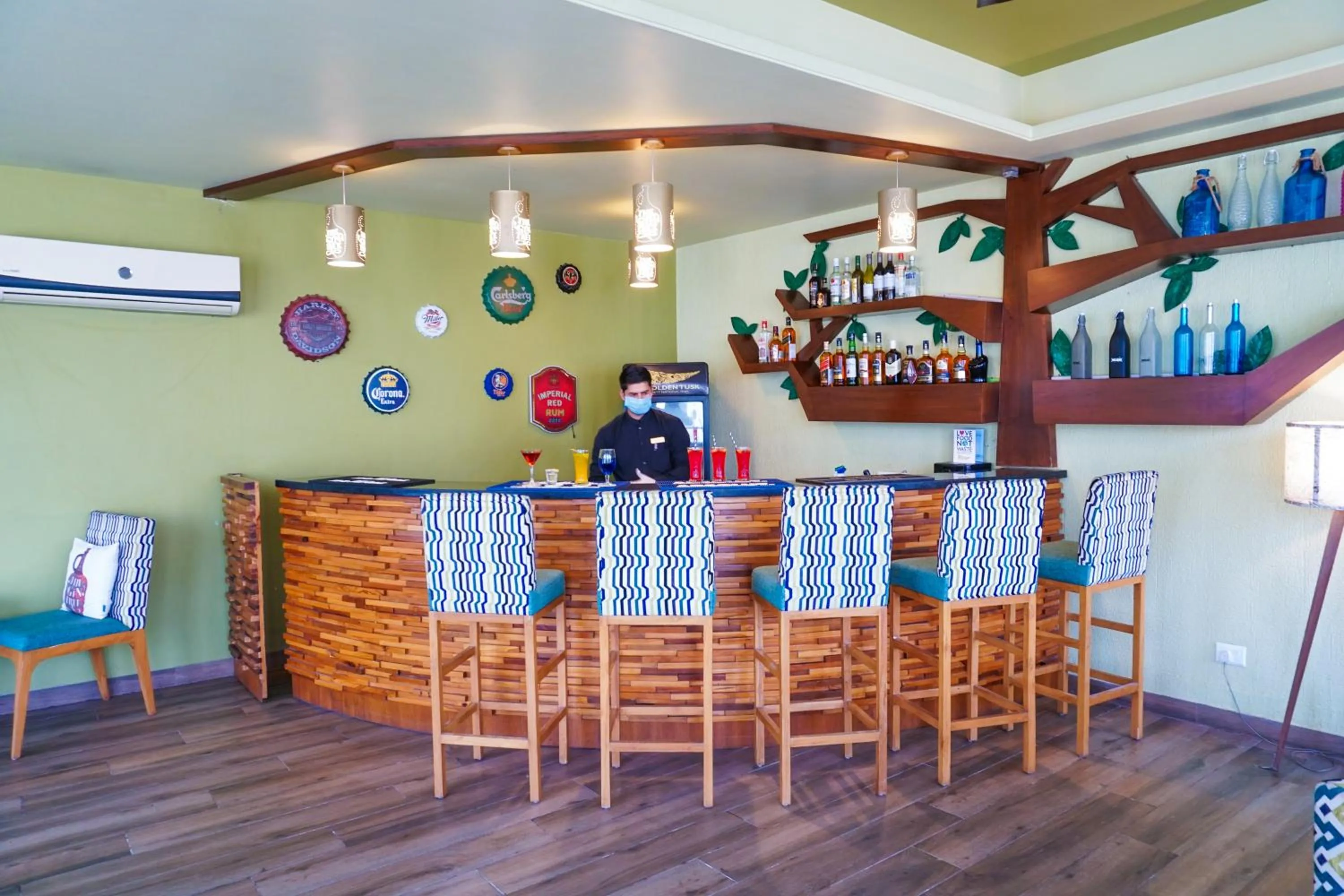 Lounge or bar in The Golden Tusk By Ivory Destinations