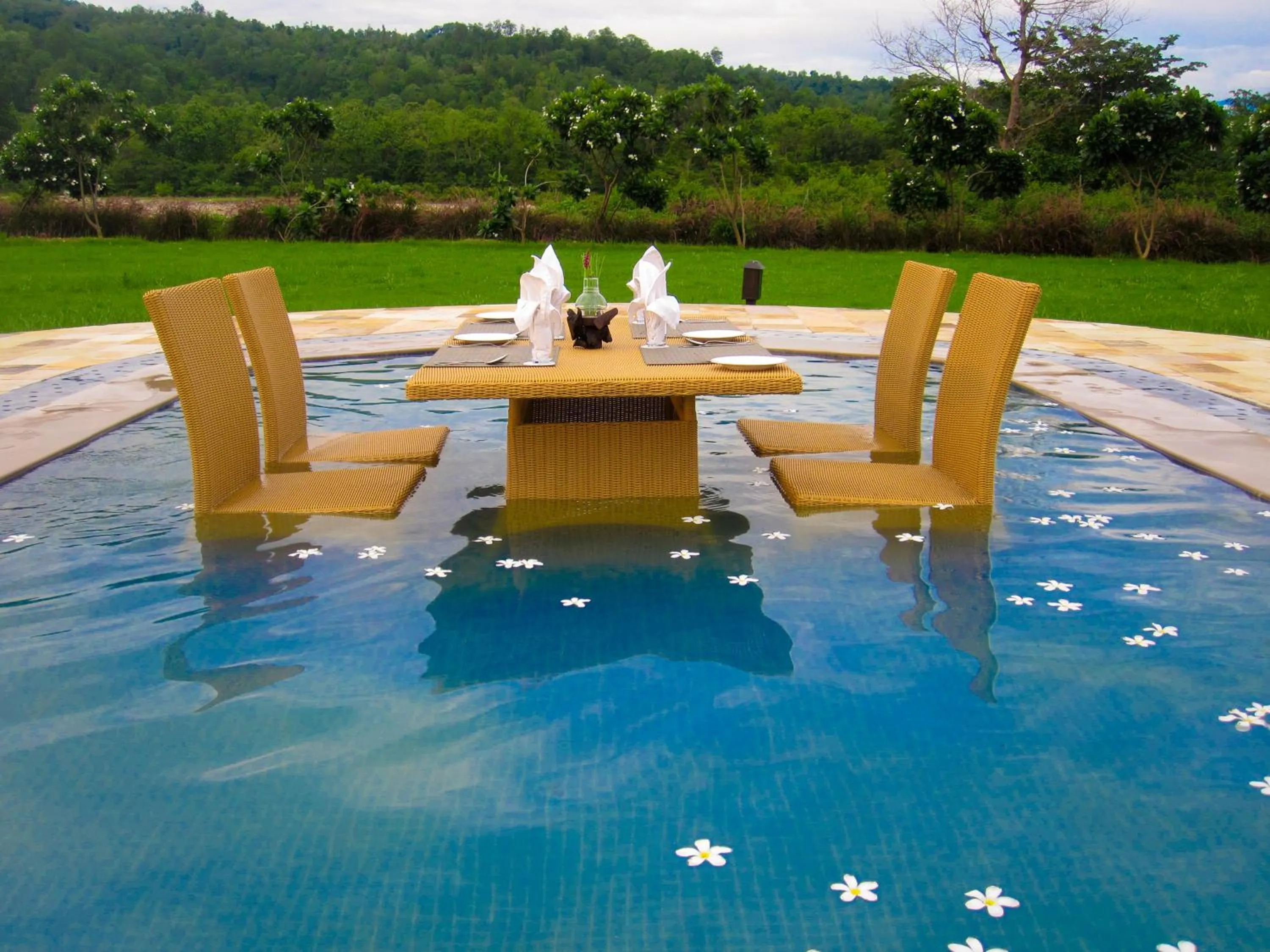 Dining area in The Golden Tusk By Ivory Destinations