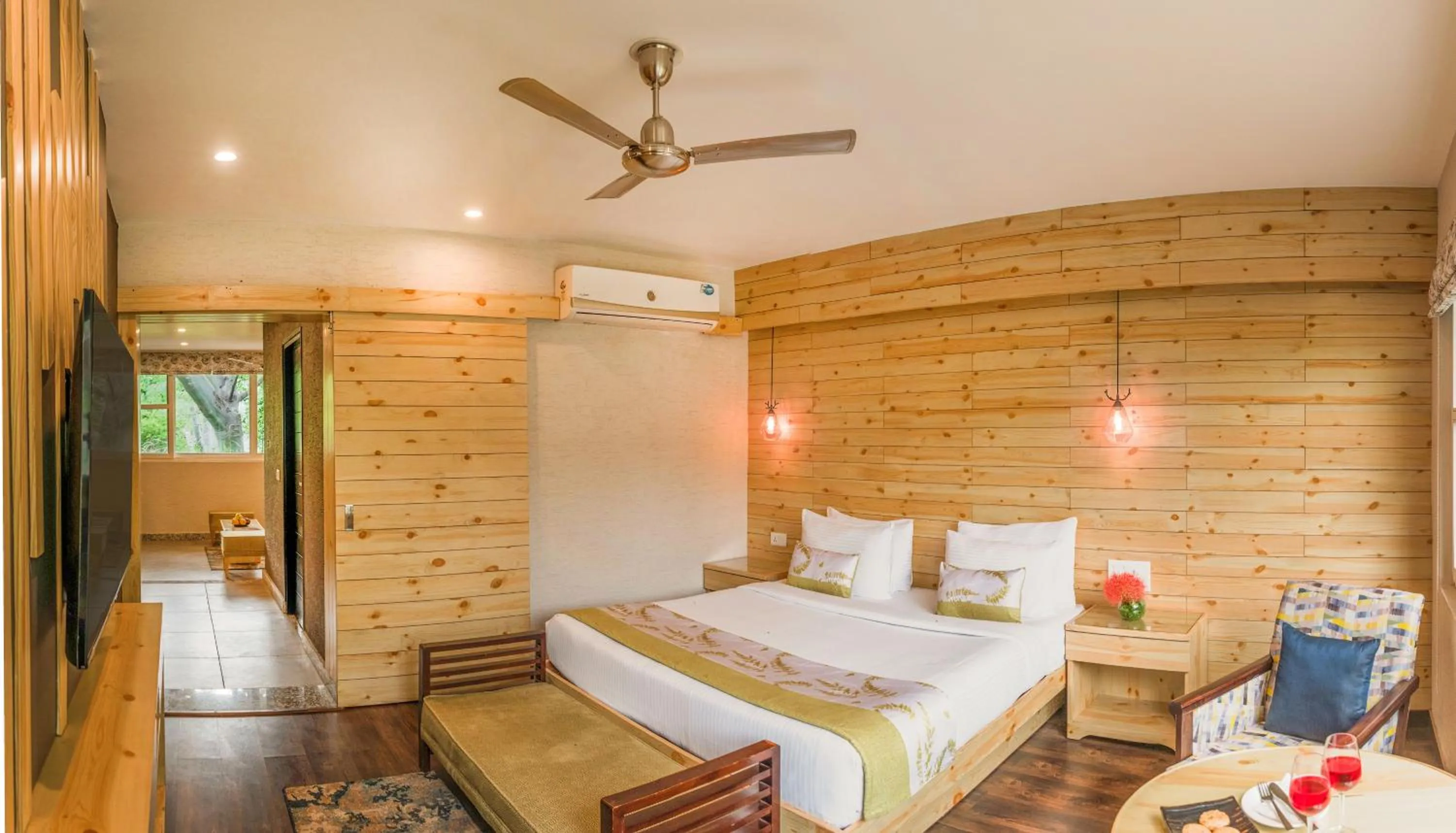 Bedroom, Bed in The Golden Tusk By Ivory Destinations