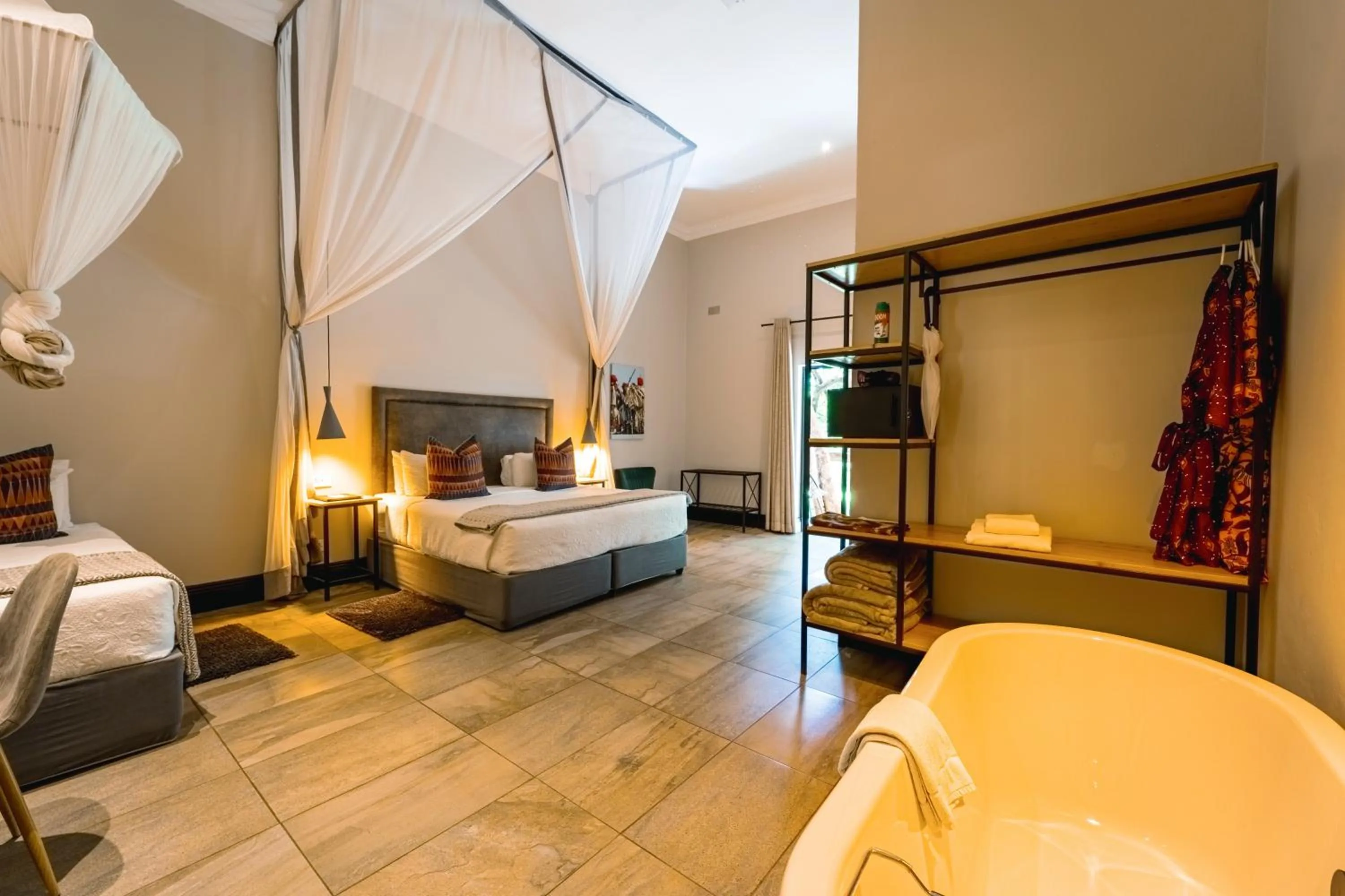 Bedroom, Bed in Nkosi Guest Lodge