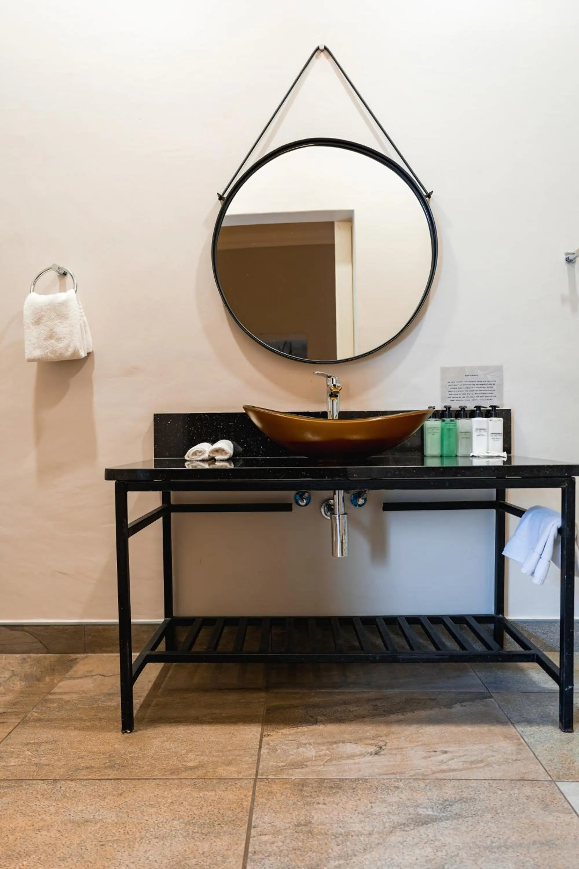 Bathroom in Nkosi Guest Lodge