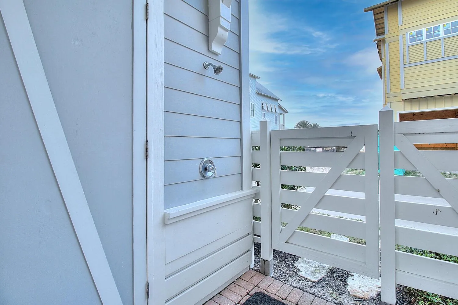 Other in Beachful Easy Feeling 117 CE