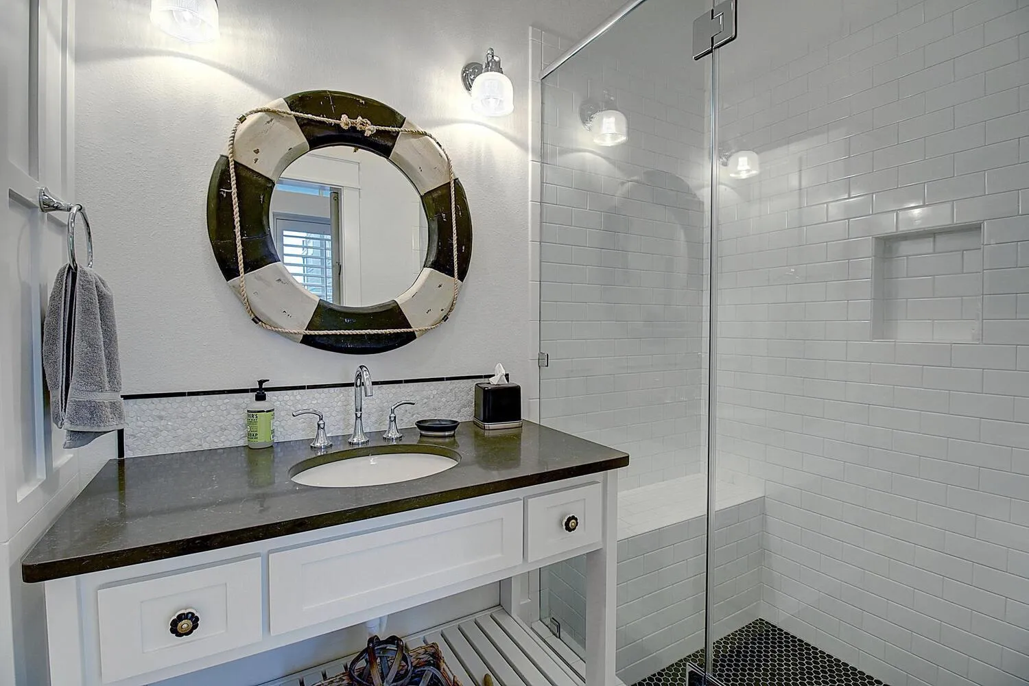 Other in Beachful Easy Feeling 117 CE