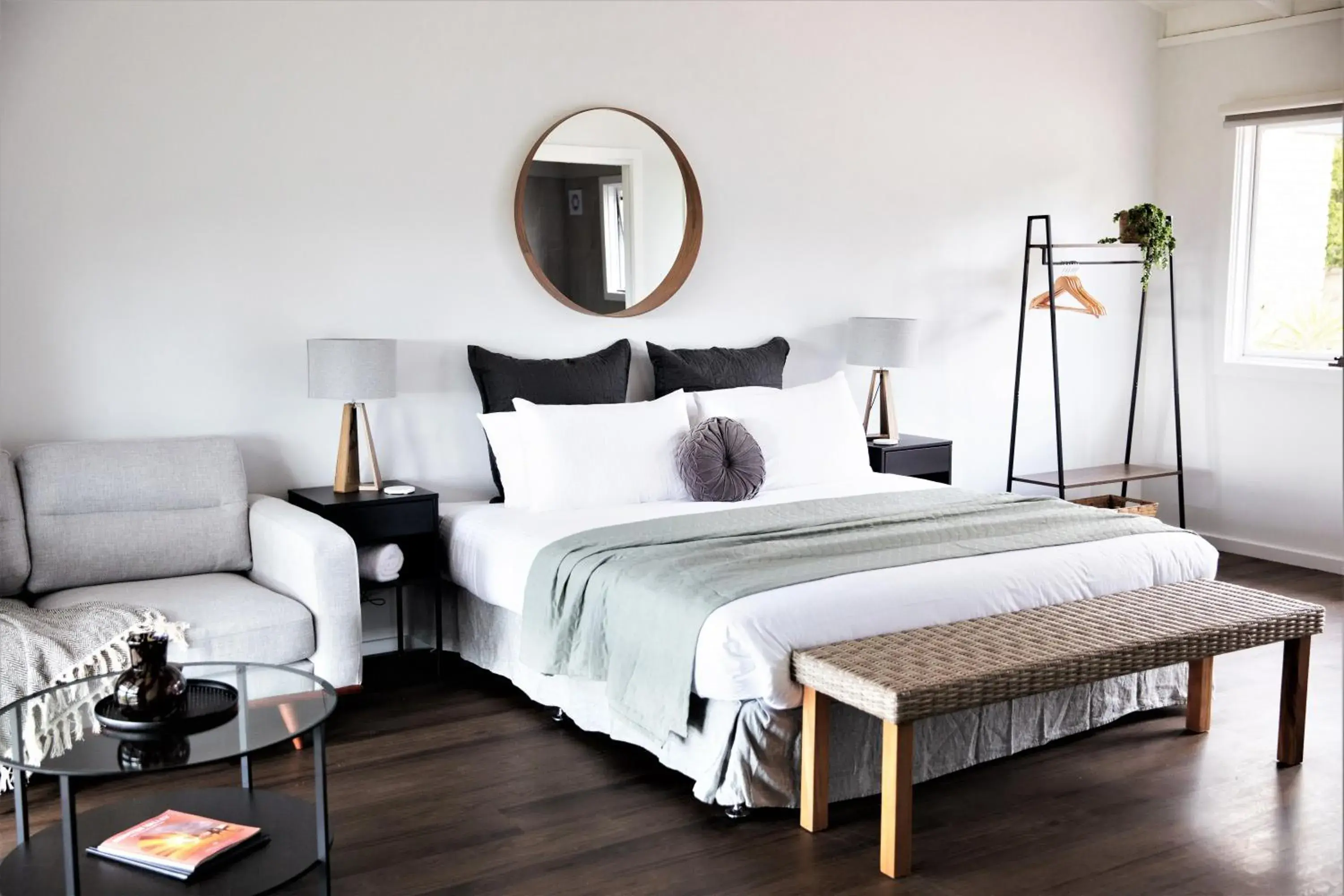 Vineyard Villa - King in Pokolbin Farm Stay Vineyard Villa - King in Pokolbin Farm Stay