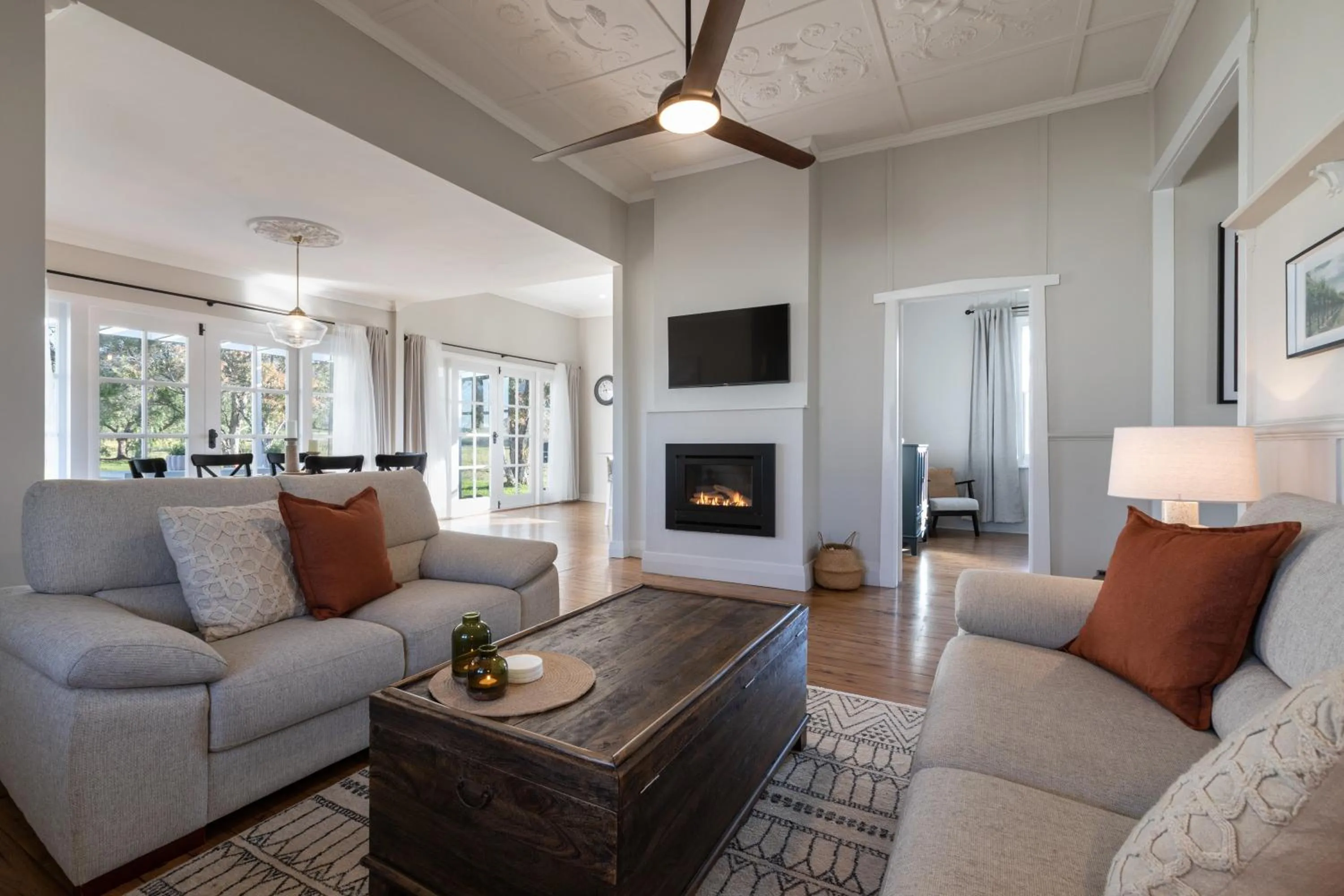 Living room in Pokolbin Farm Stay