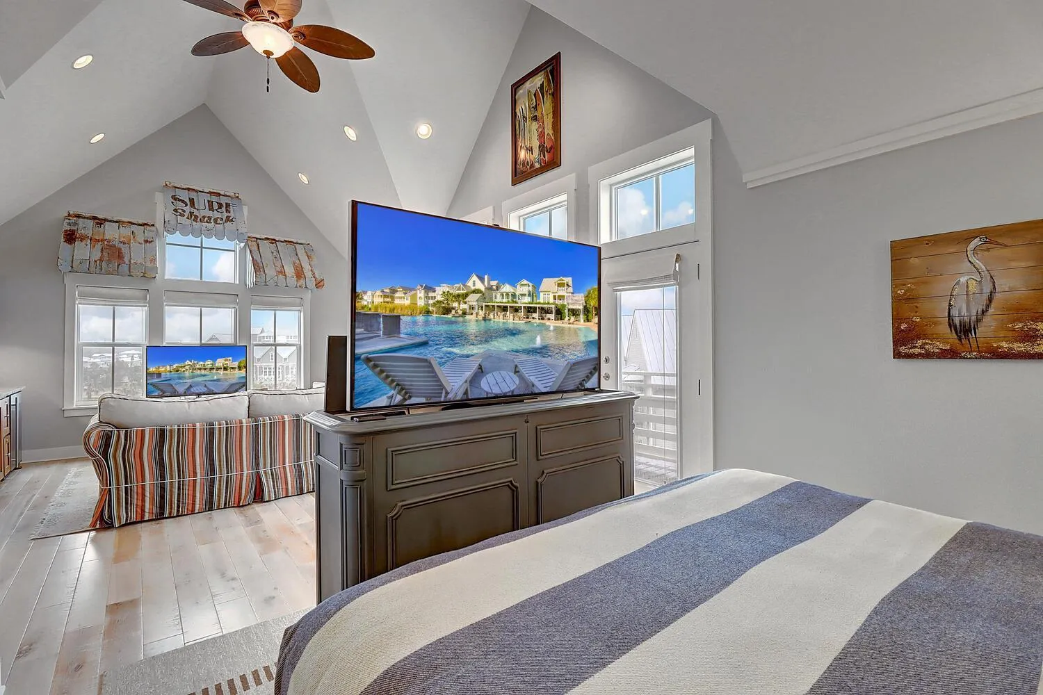 Other, Bed in Endless Summer TC 2302