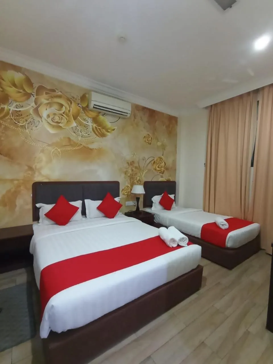 Bed in Comfort Hotel