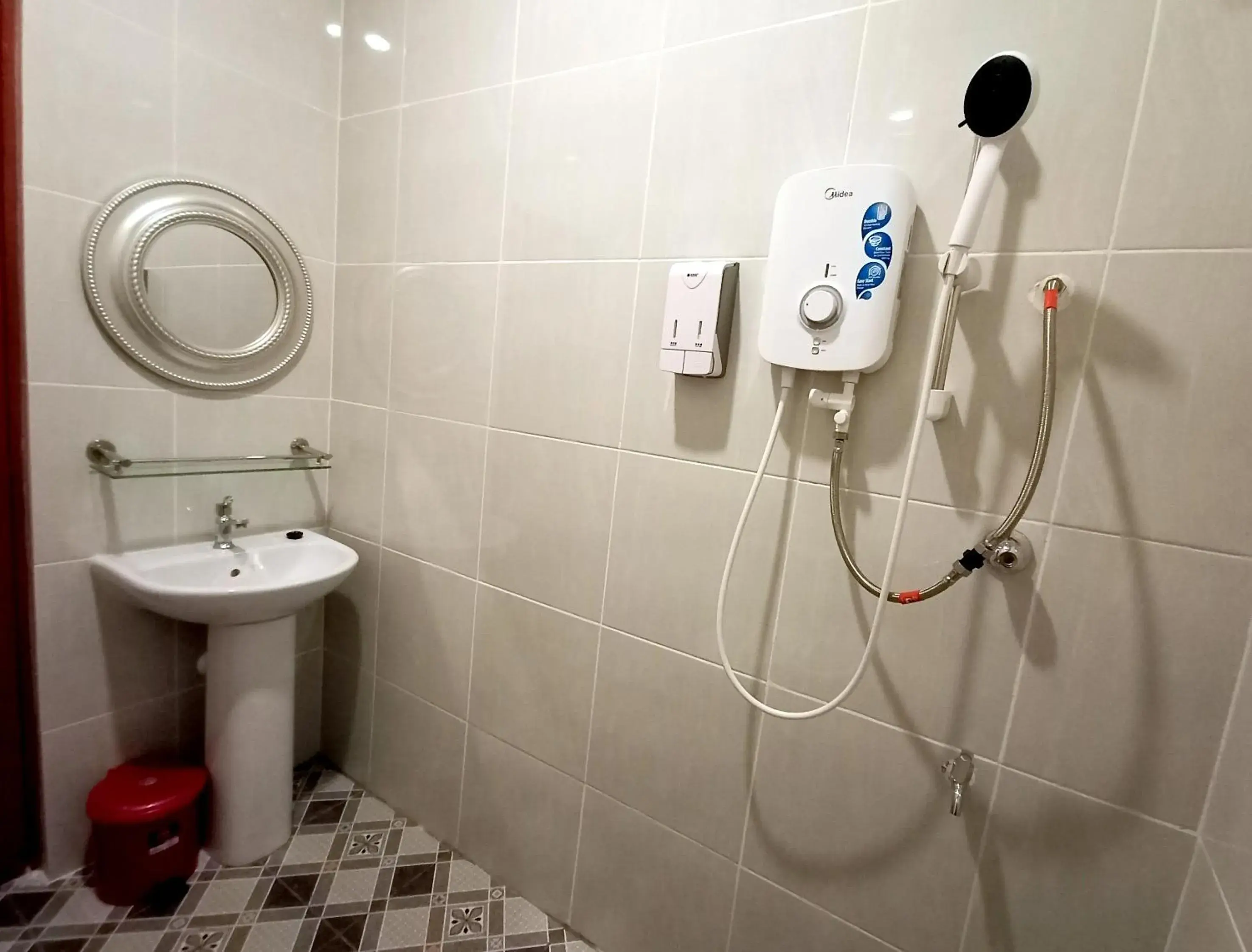 Deluxe Twin Room in Comfort Hotel Deluxe Twin Room in Comfort Hotel