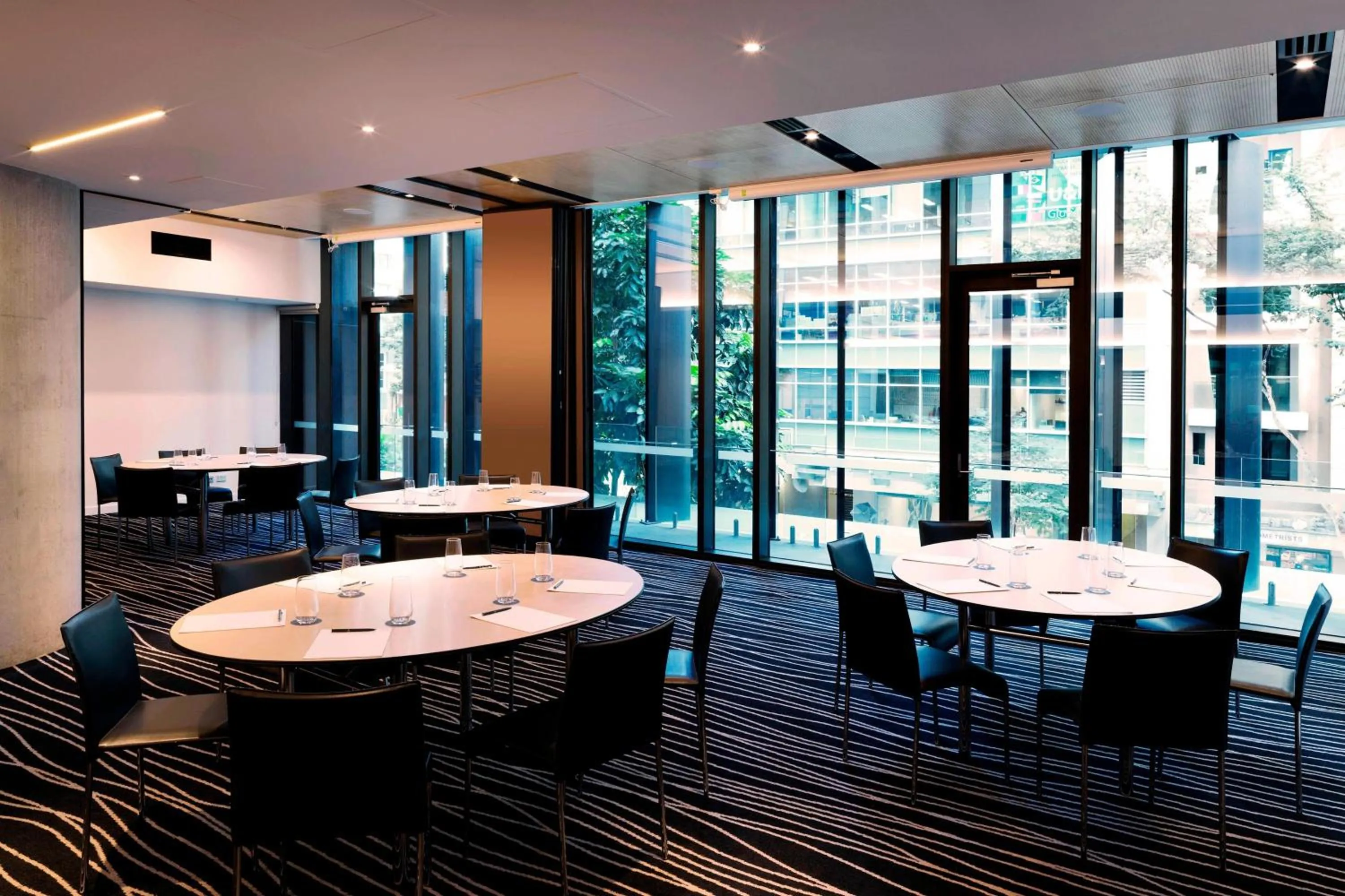 Lounge or bar in Four Points by Sheraton Brisbane