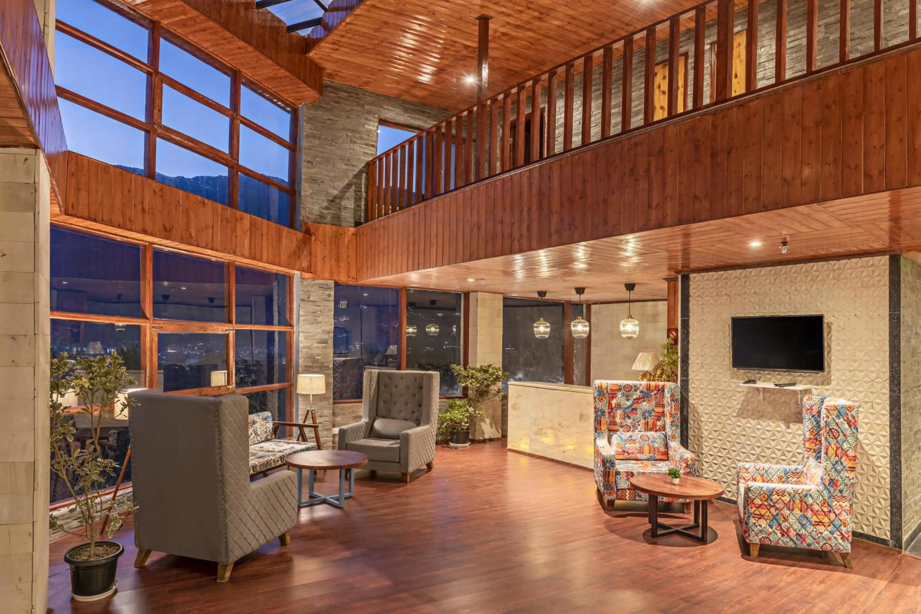 TV and multimedia in Echor Himalayan Aurum Manali