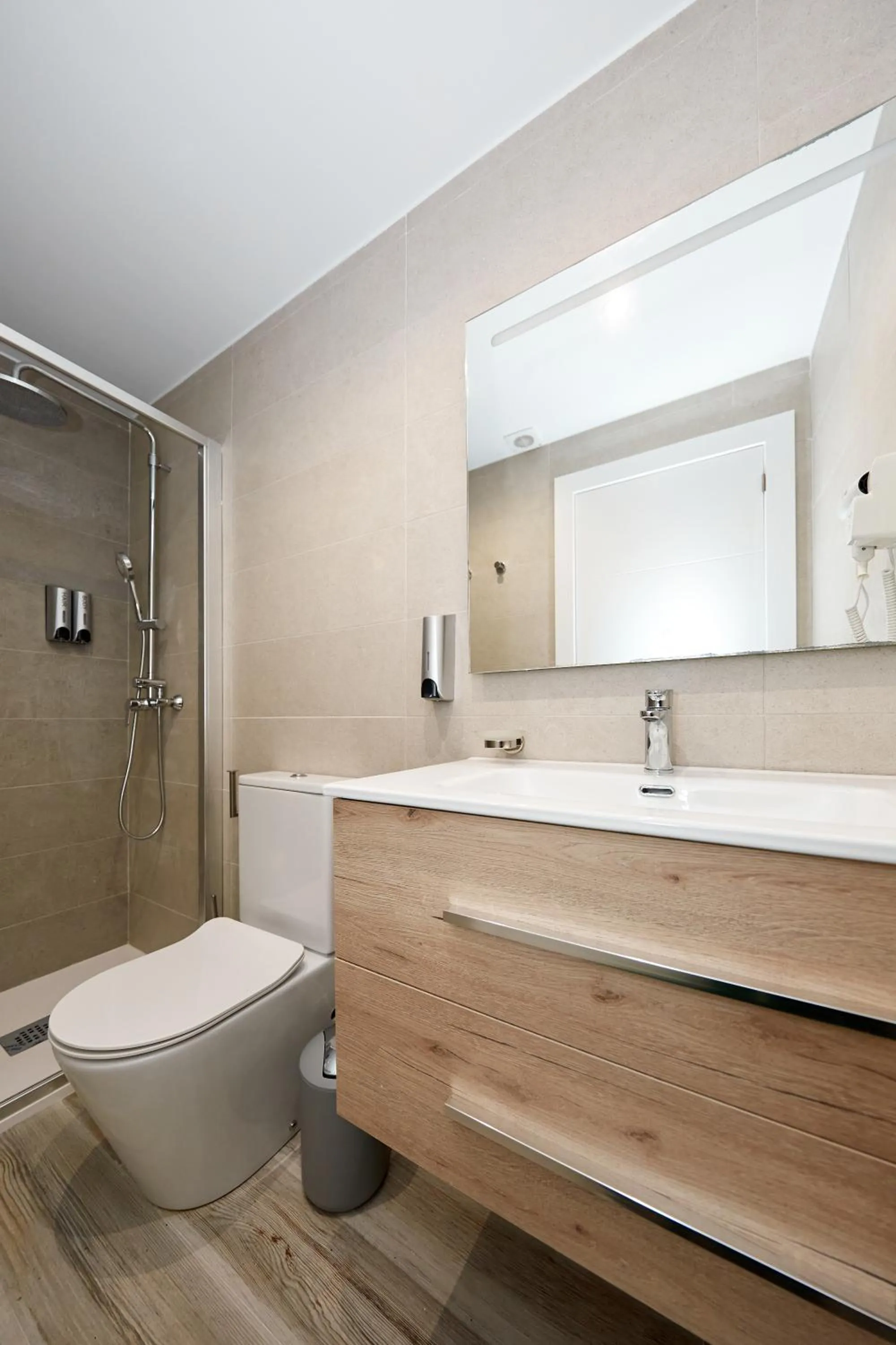 Bathroom in Enmathi Alicante Benalua