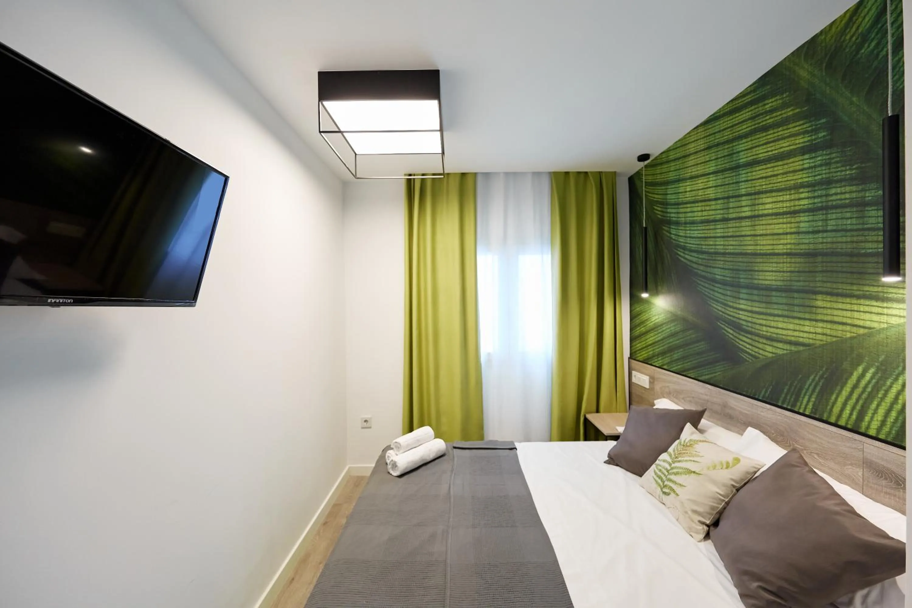 Bed in Enmathi Alicante Benalua