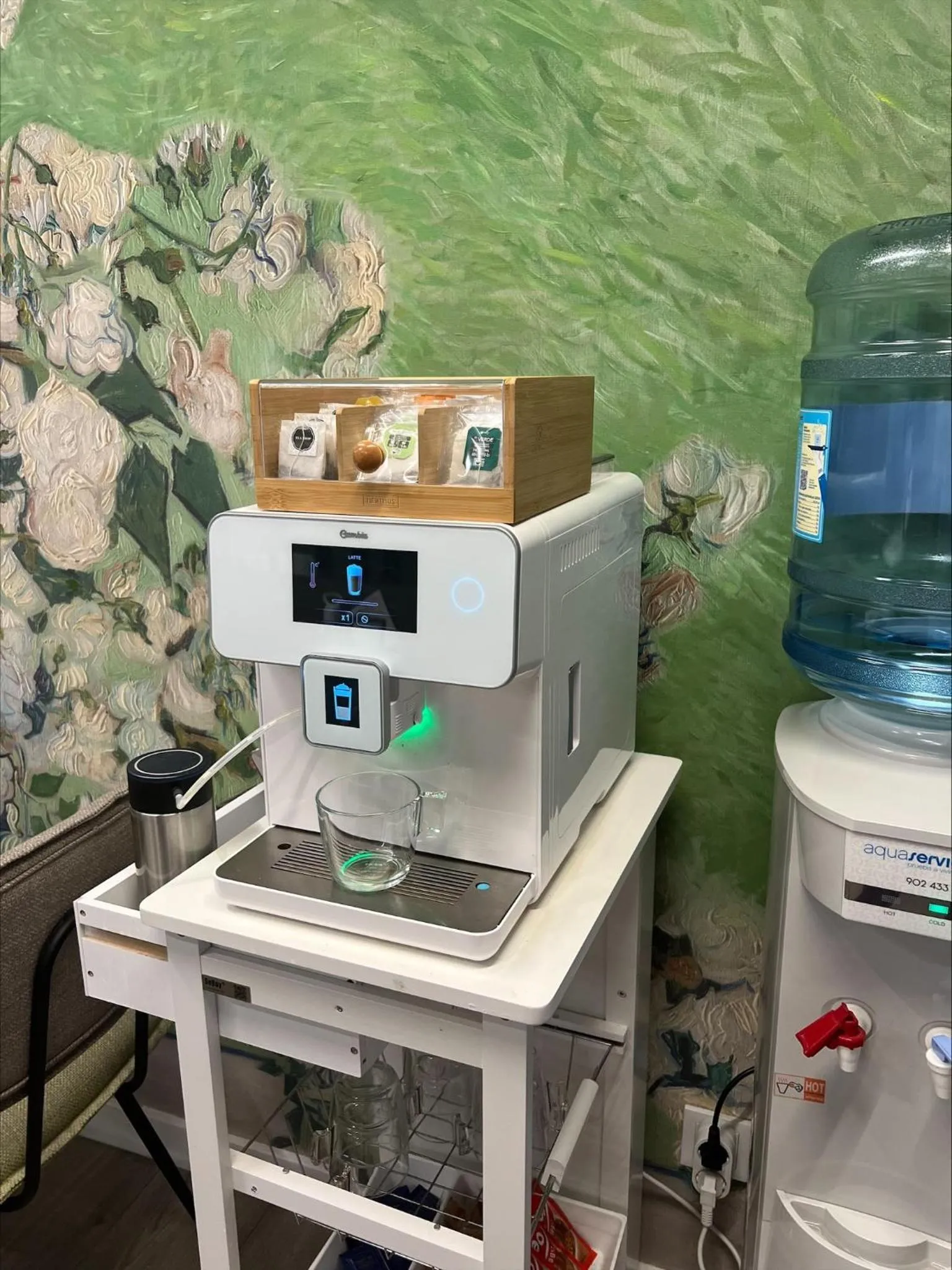 Coffee/tea facilities in Enmathi Alicante Benalua