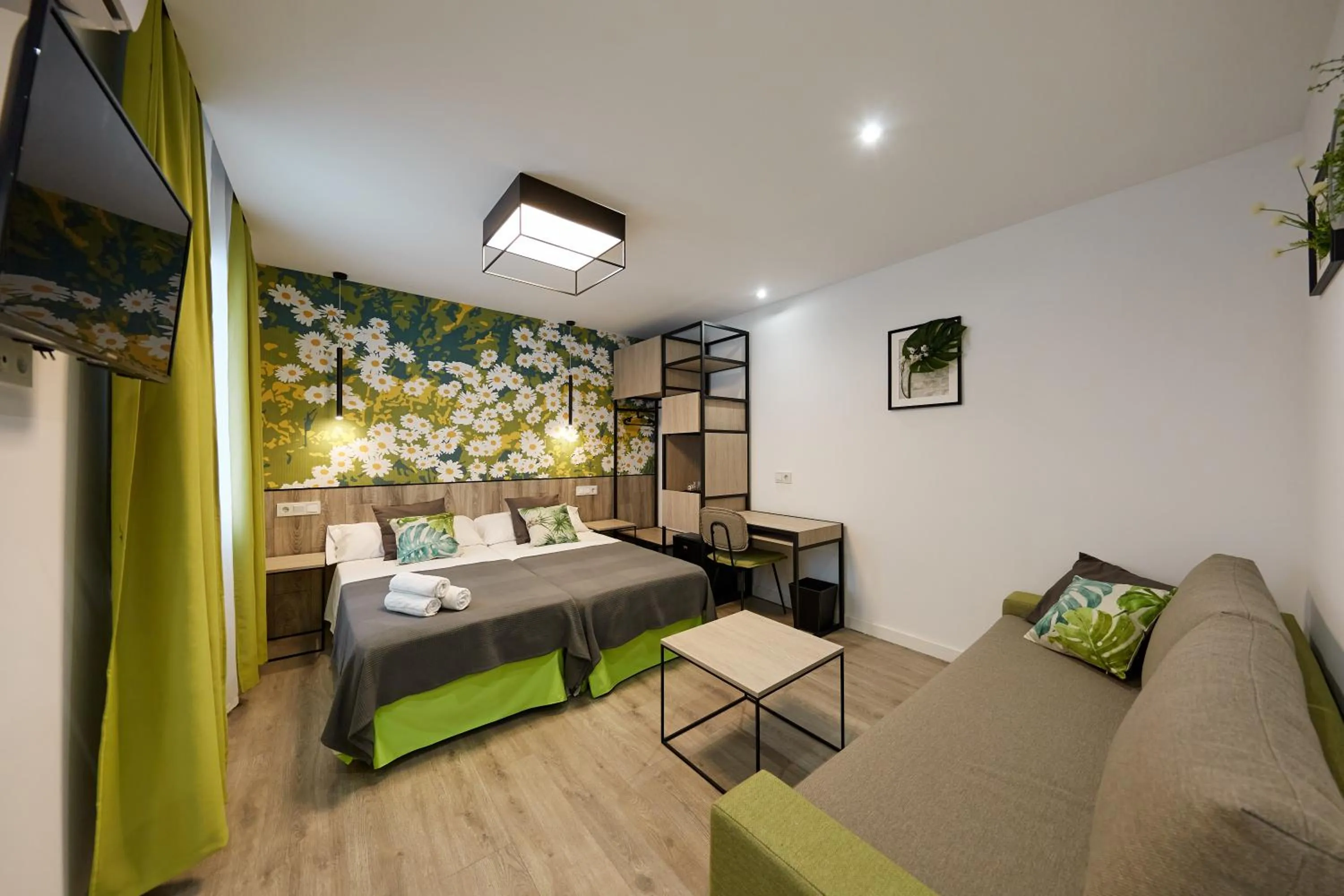 Bed in Enmathi Alicante Benalua