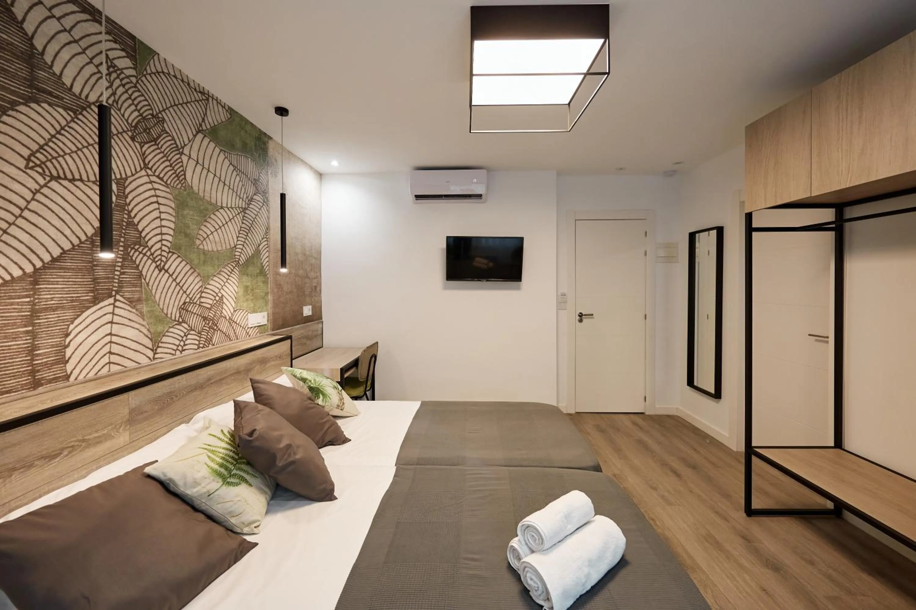 Bed in Enmathi Alicante Benalua