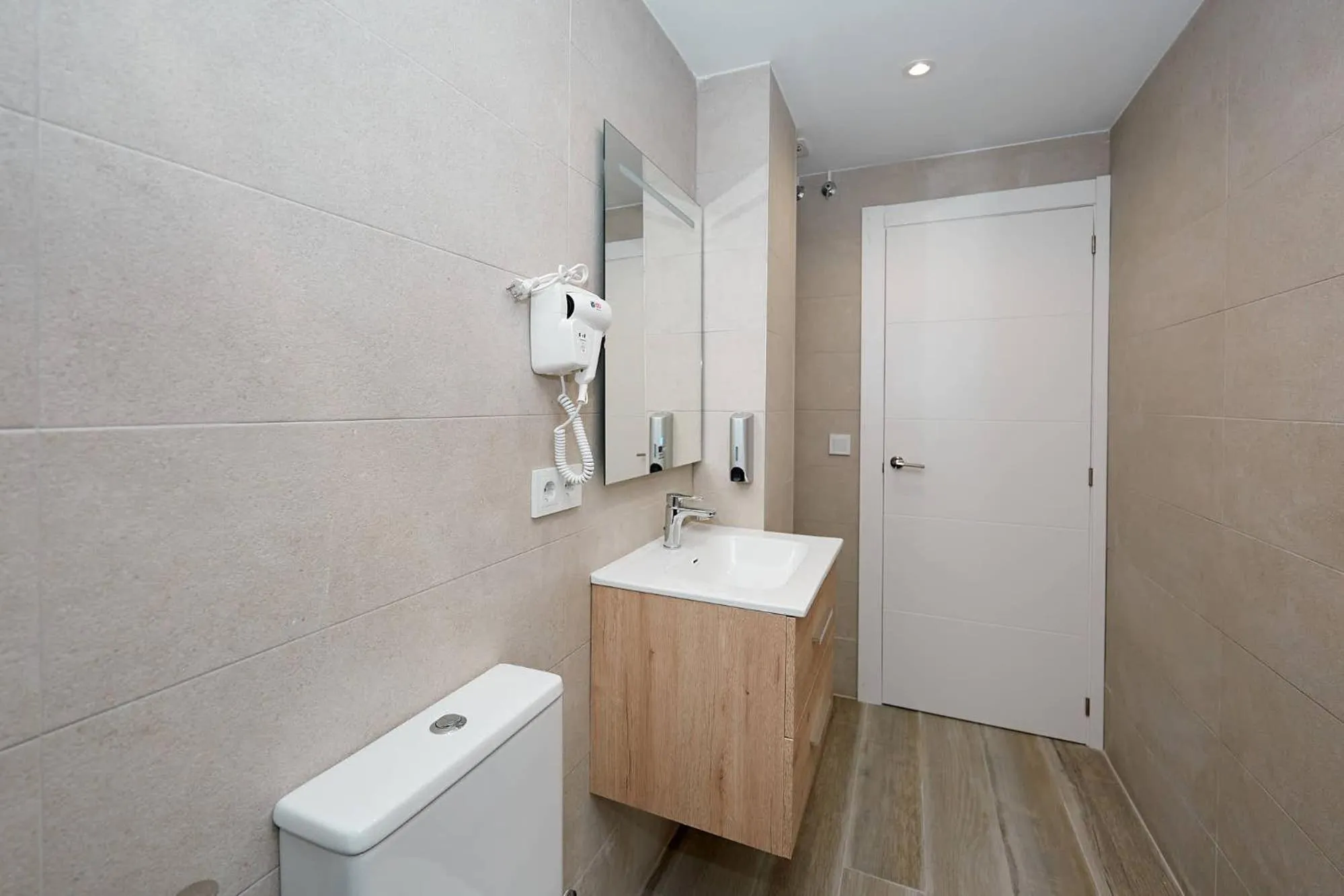 Shower in Enmathi Alicante Benalua