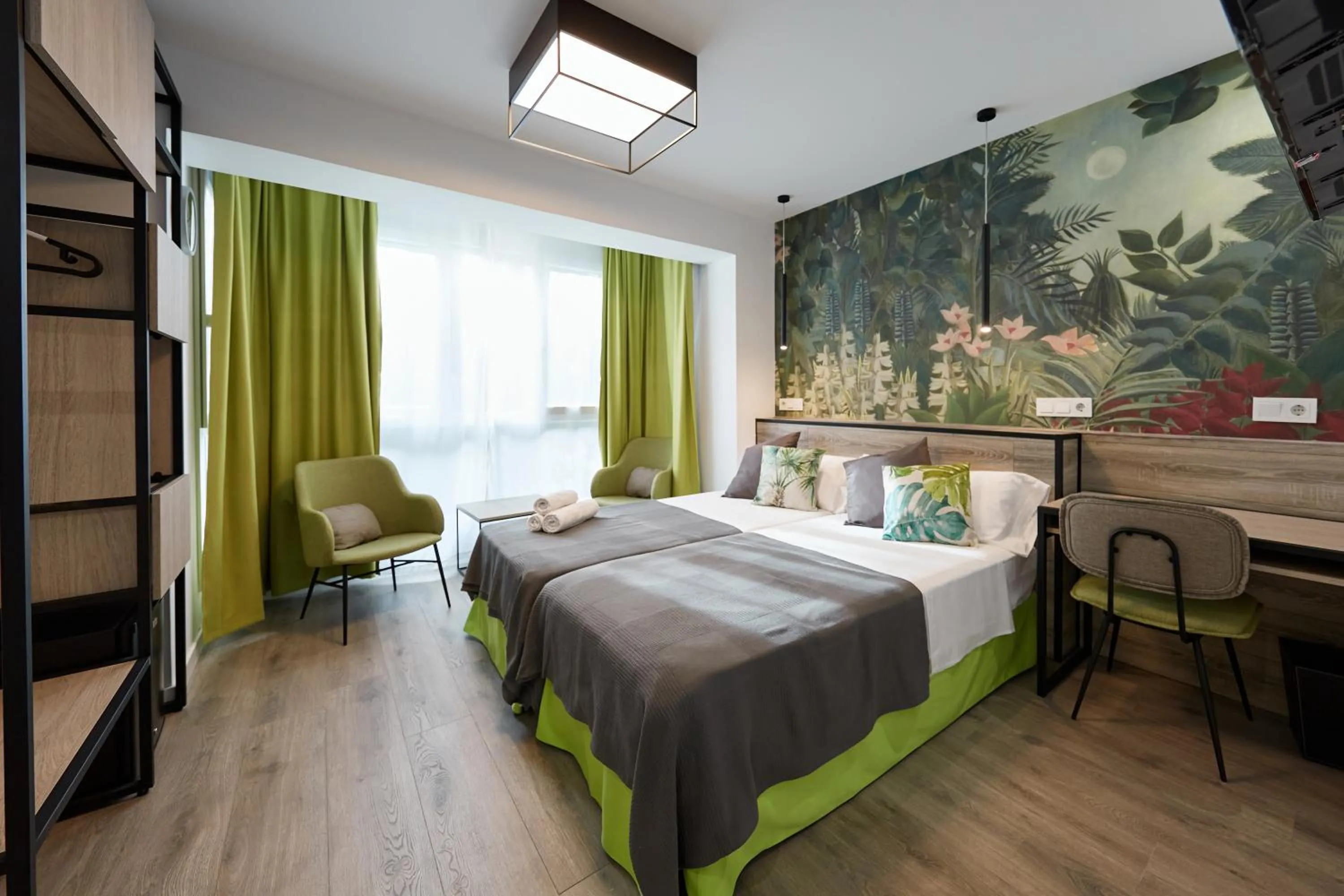 Bed in Enmathi Alicante Benalua