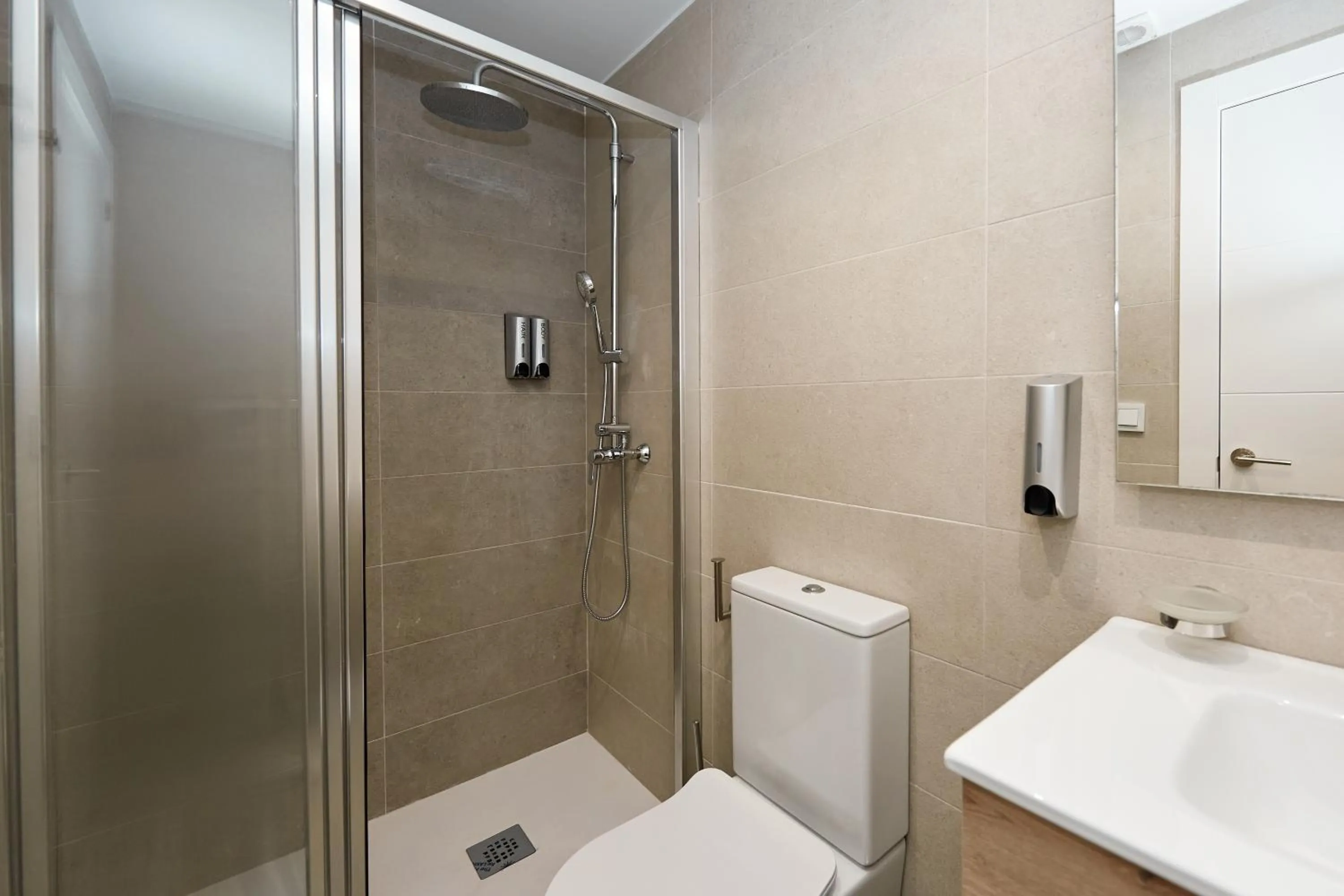 Shower in Enmathi Alicante Benalua