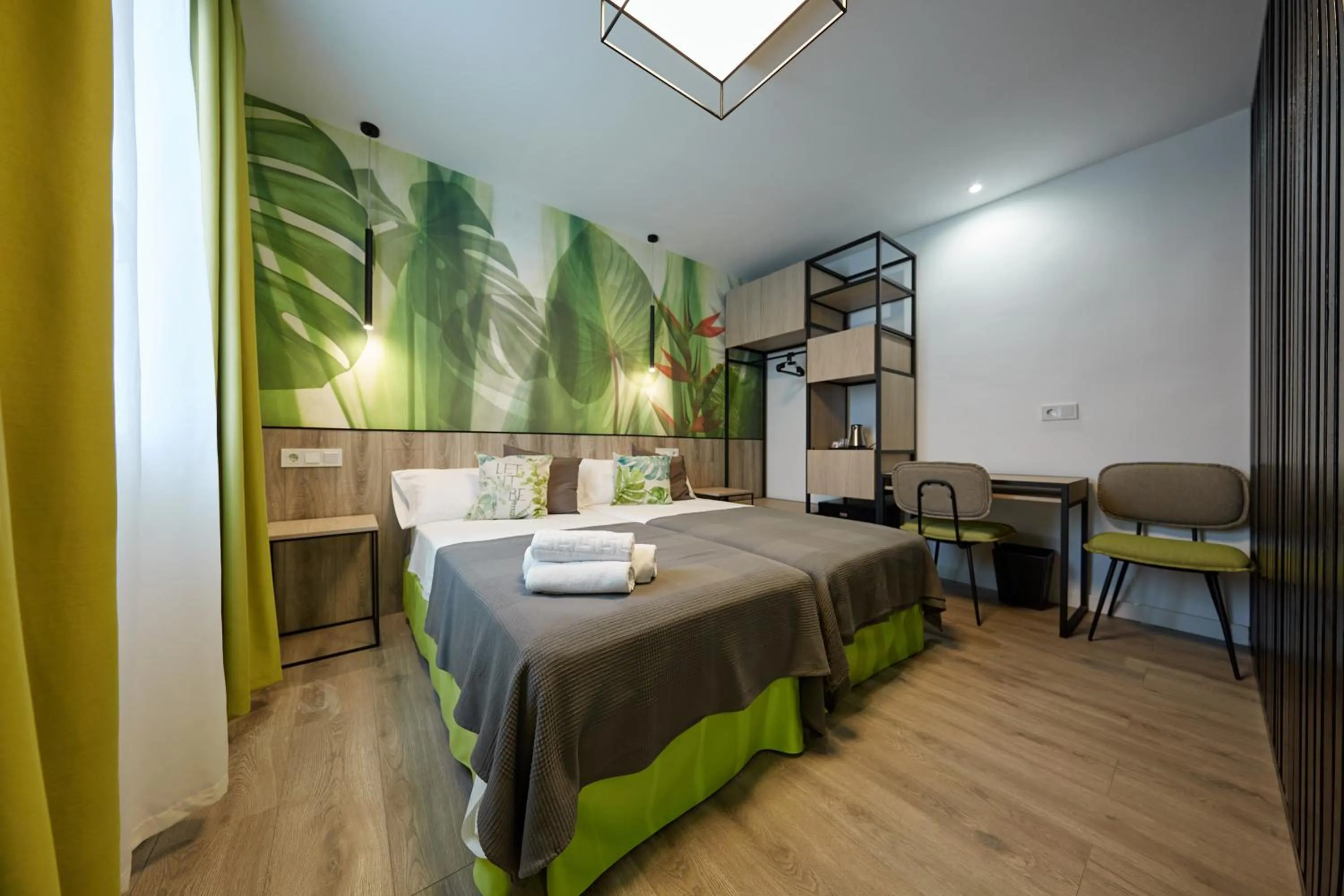 Bed in Enmathi Alicante Benalua