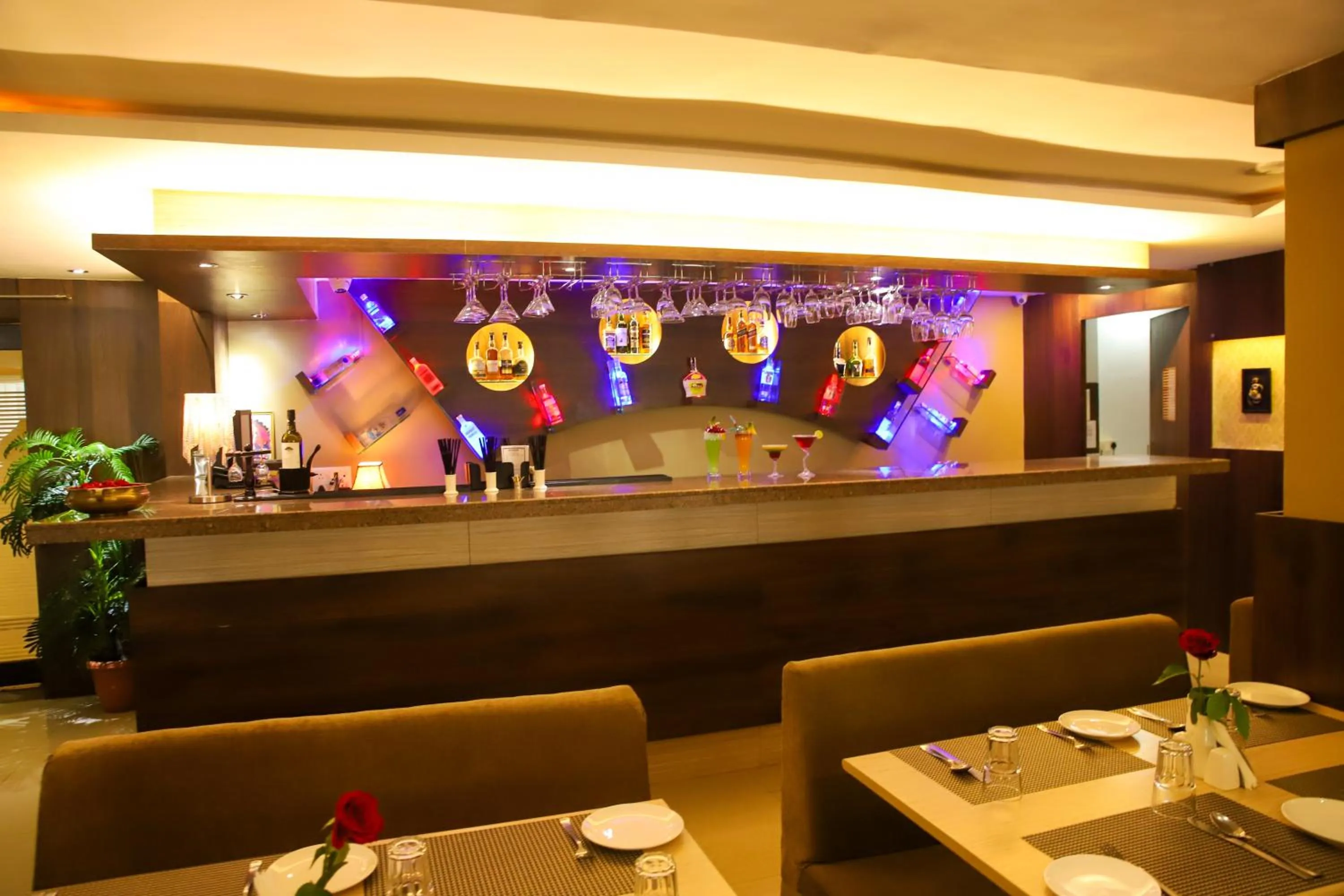 Restaurant/places to eat in Boshan Hotels