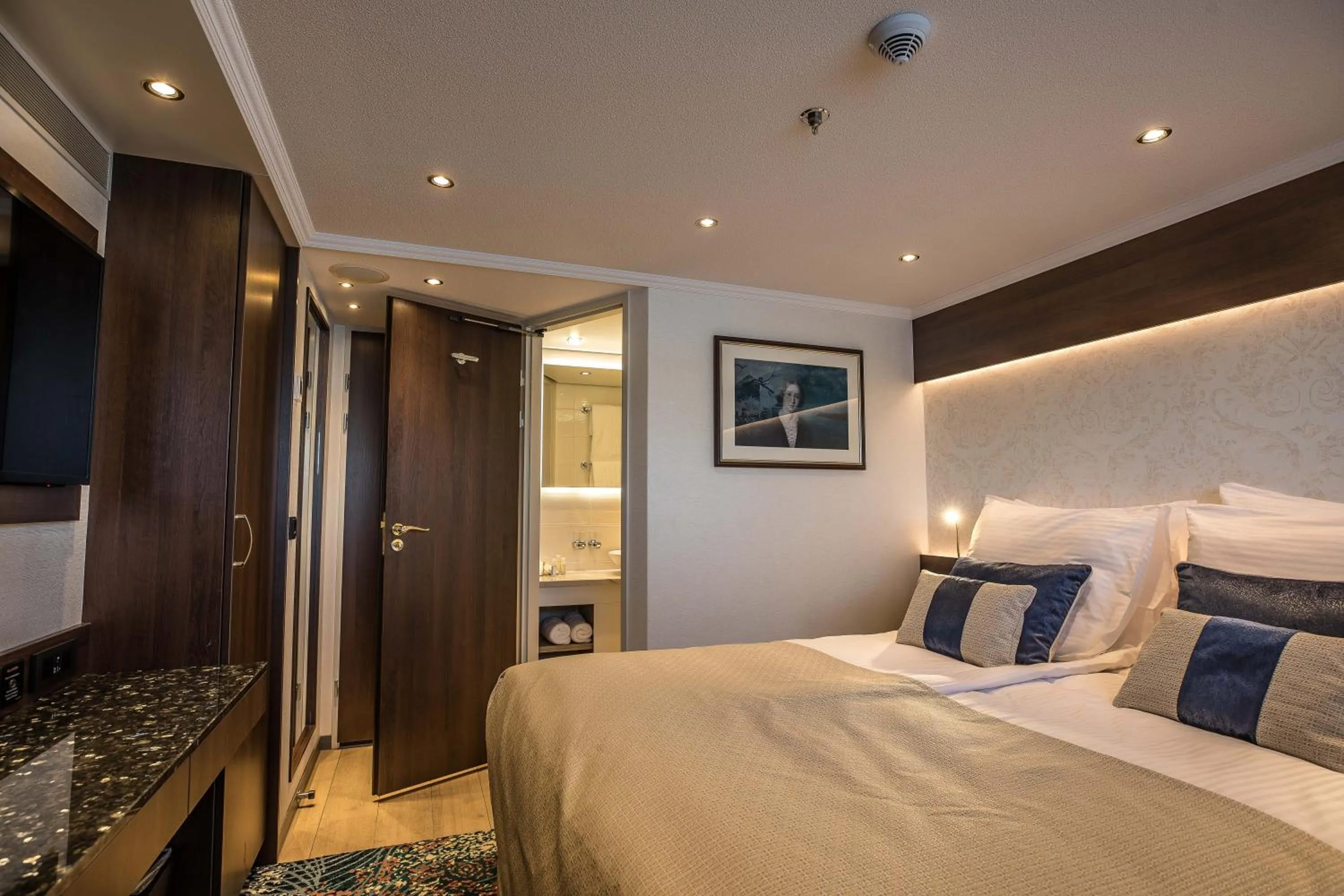 Photo of the whole room in VIVA RIVERSIDE 4 Köln