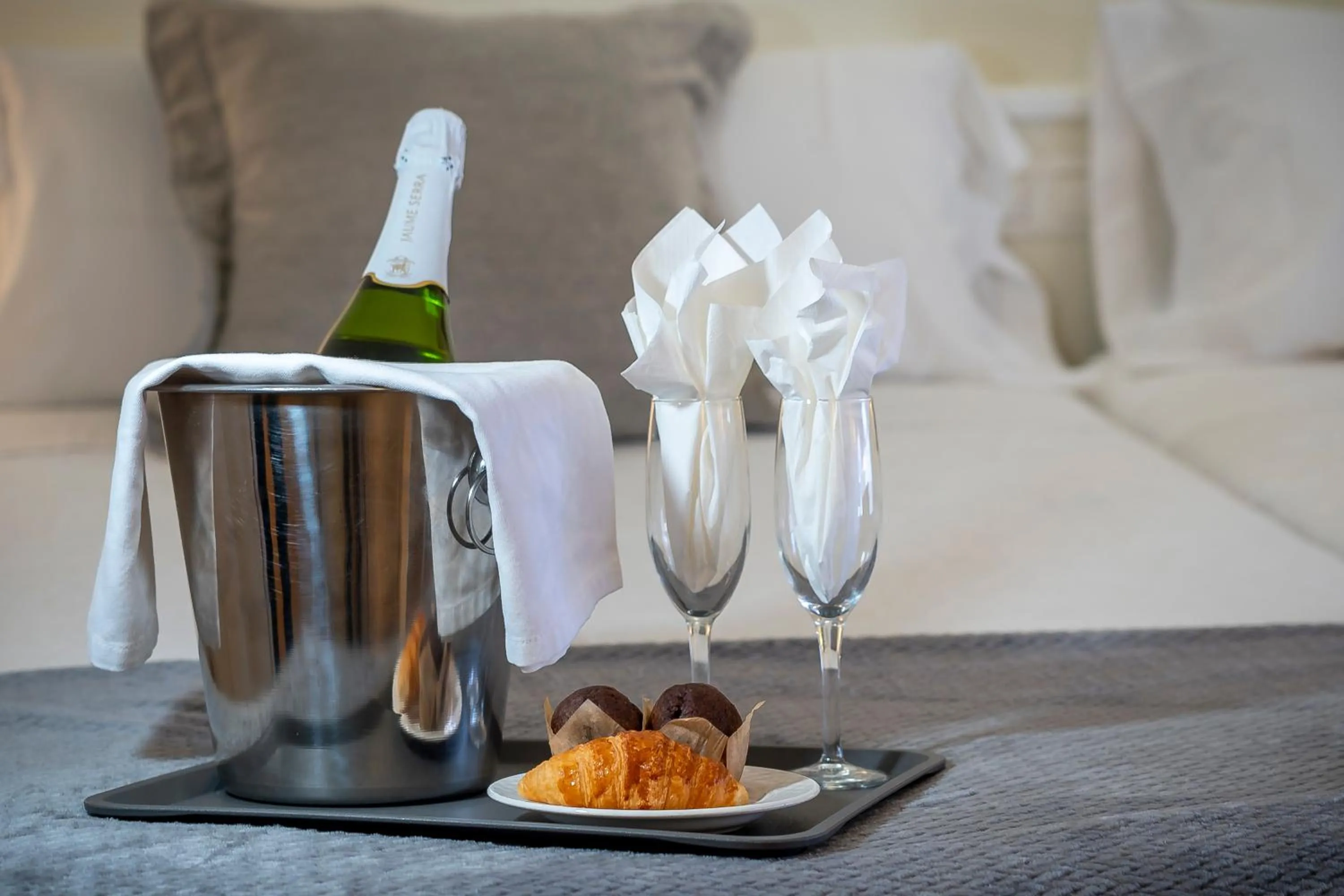 Food and drinks, Bed in Hotel La Mota by Punta25 Hotels Group
