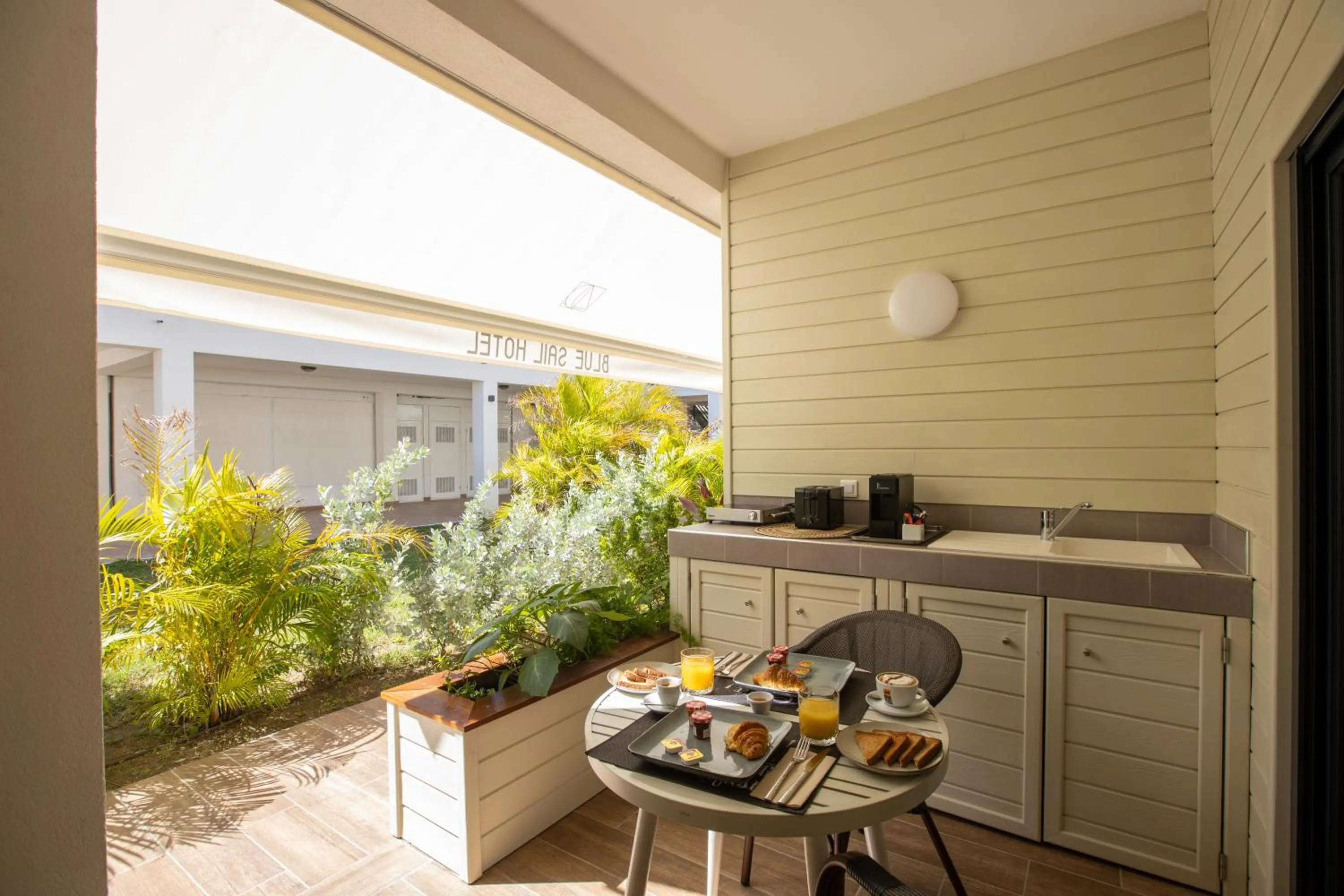 Balcony/Terrace in Blue Sail Hotel