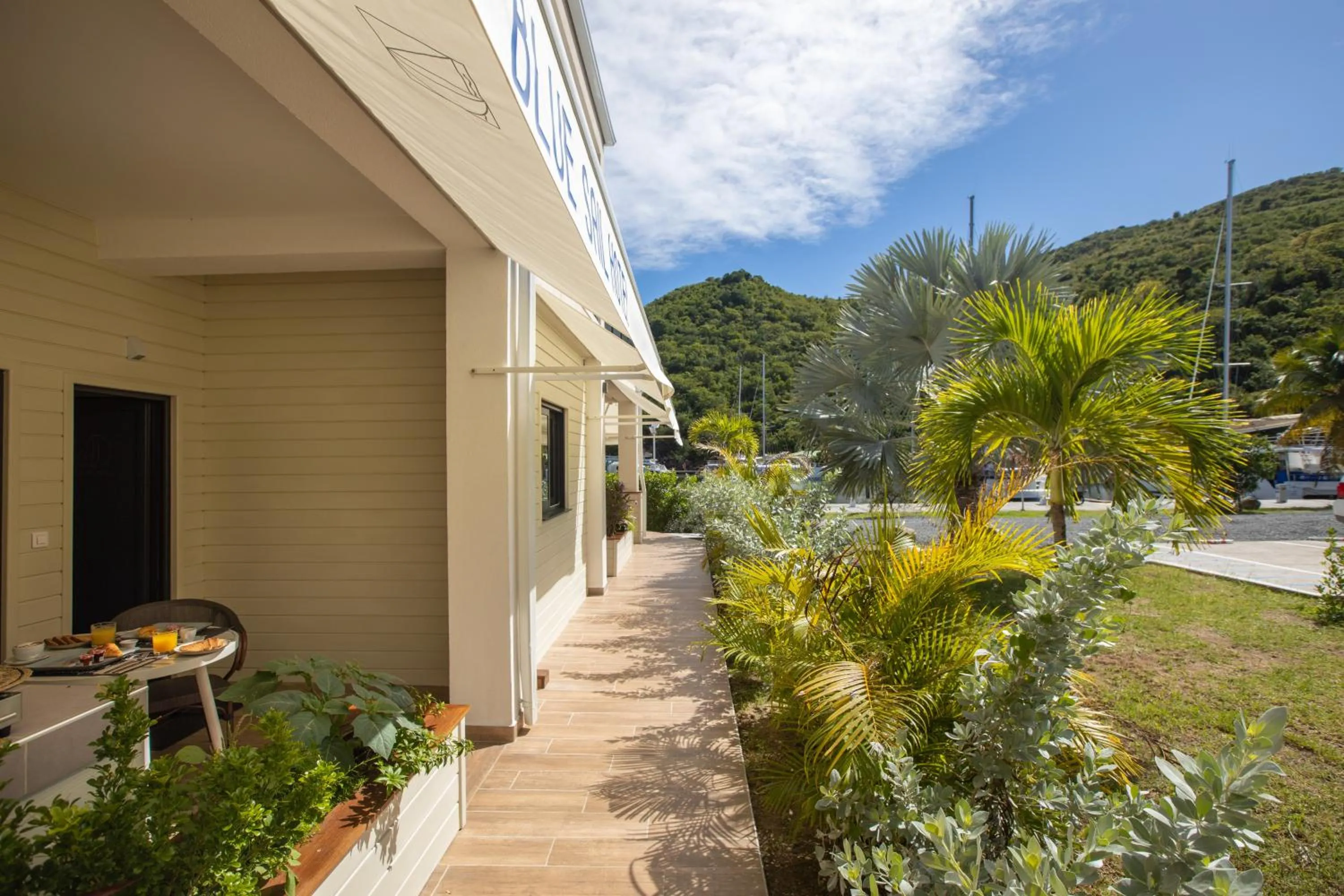 Facade/entrance in Blue Sail Hotel